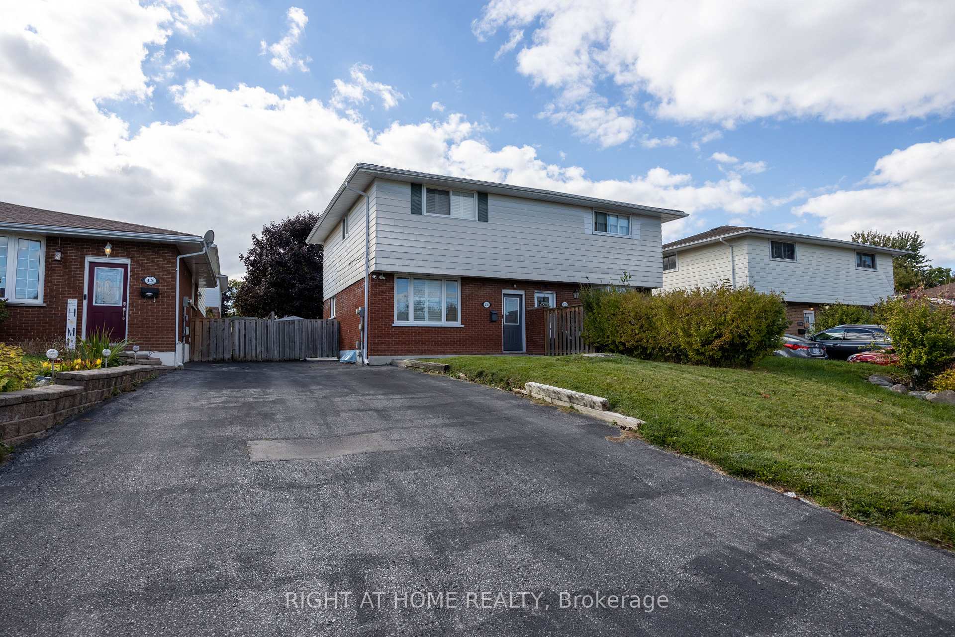 Photo 38 of 430 Oshawa Boulevard N, Oshawa, O'Neill — HOMEH