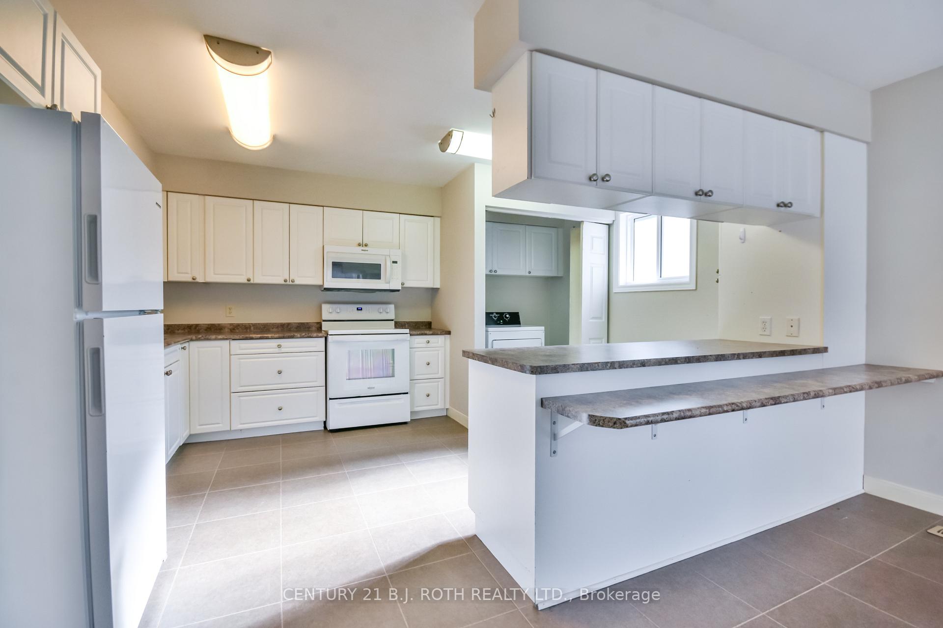 Photo 7 of 263 Anne Street N, Barrie, Sunnidale — HOMEH