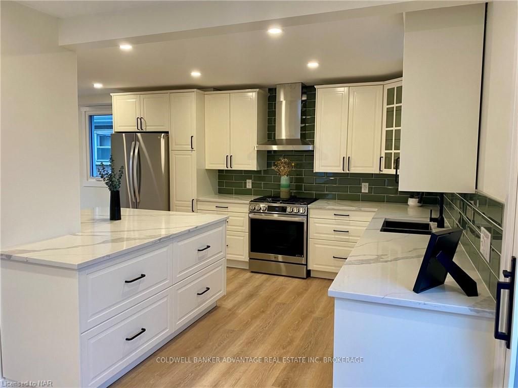 Photo 10 of 18 Mcalpine Avenue S, Welland, Lincoln/Crowland — HOMEH