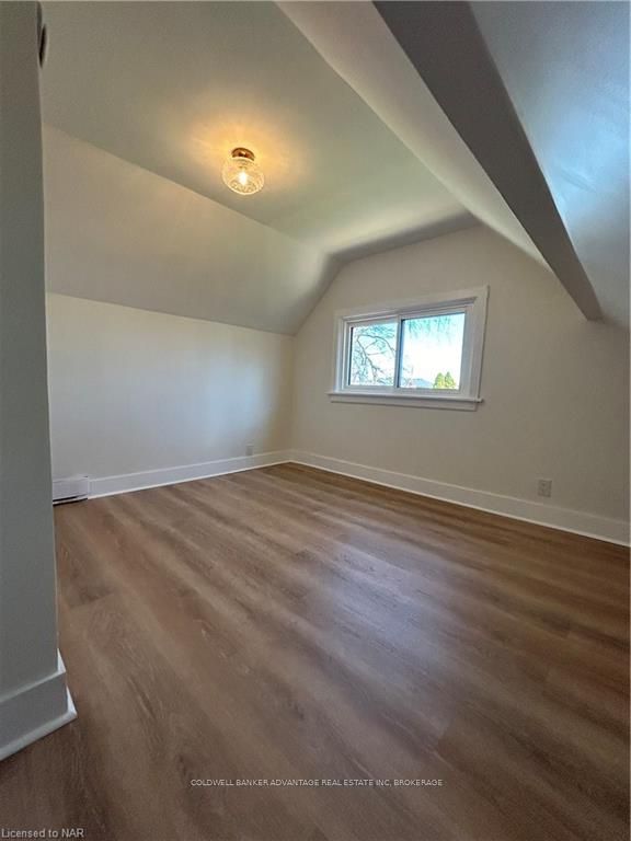 Photo 20 of 18 Mcalpine Avenue S, Welland, Lincoln/Crowland — HOMEH