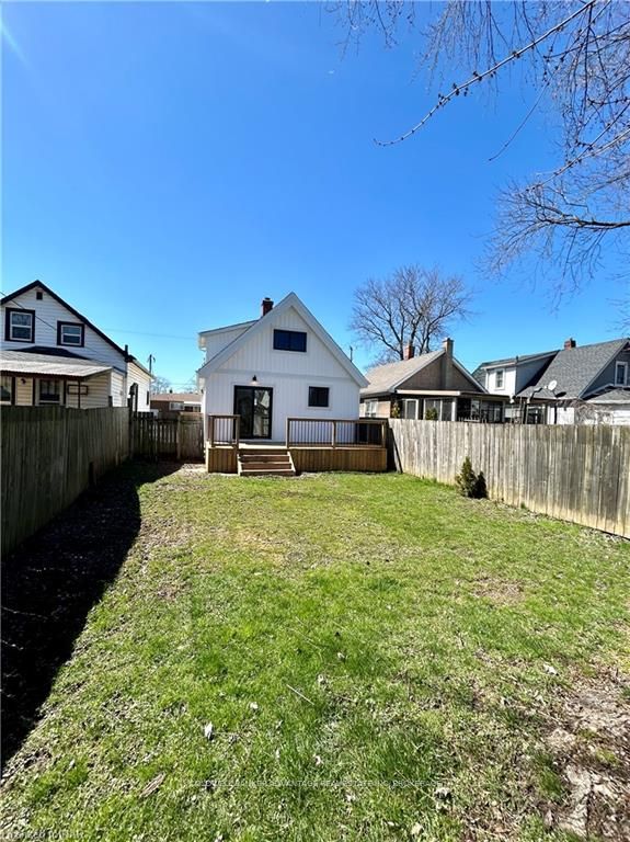 Photo 21 of 18 Mcalpine Avenue S, Welland, Lincoln/Crowland — HOMEH