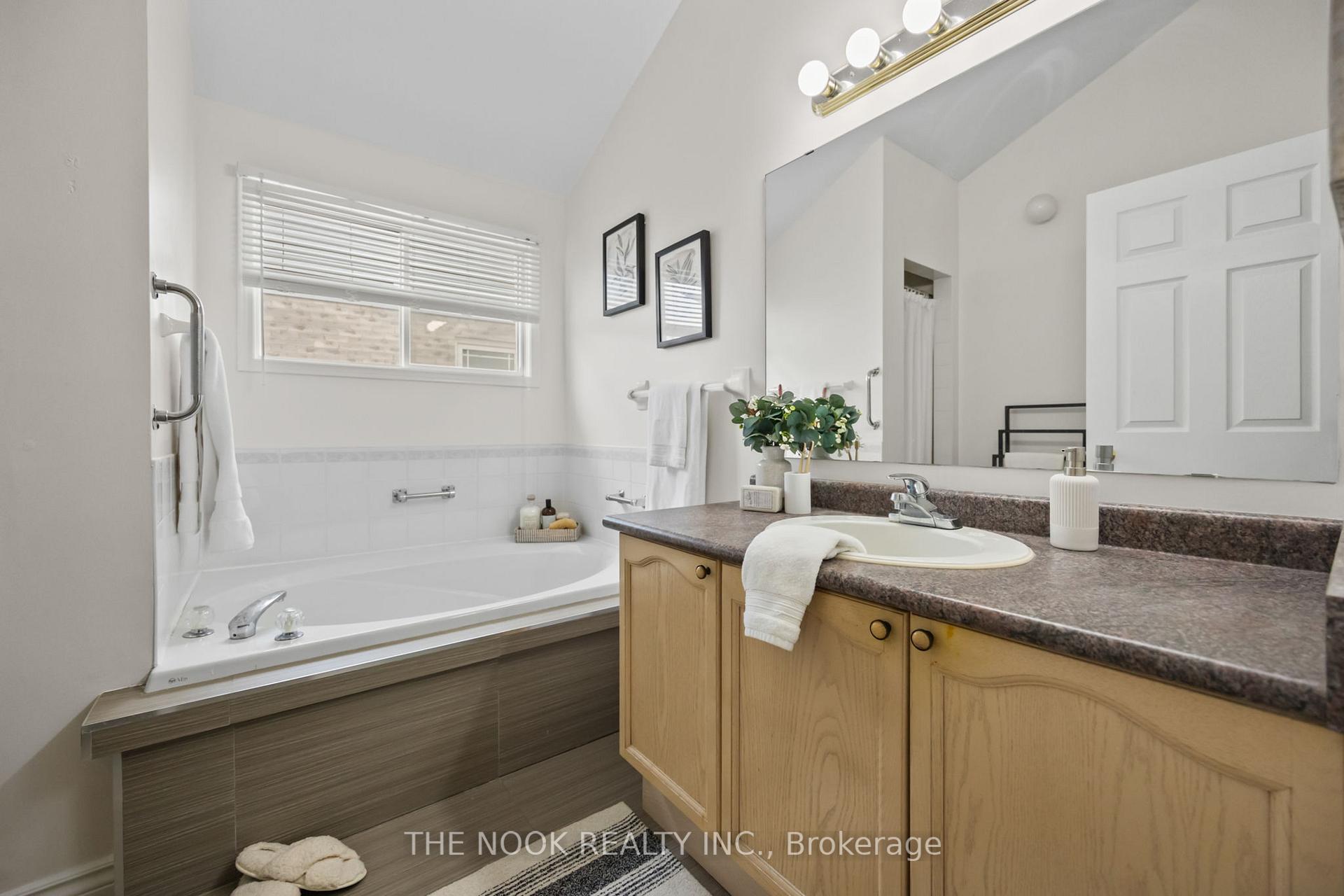 Photo 20 of 1246 Dartmoor Street, Oshawa, Eastdale — HOMEH
