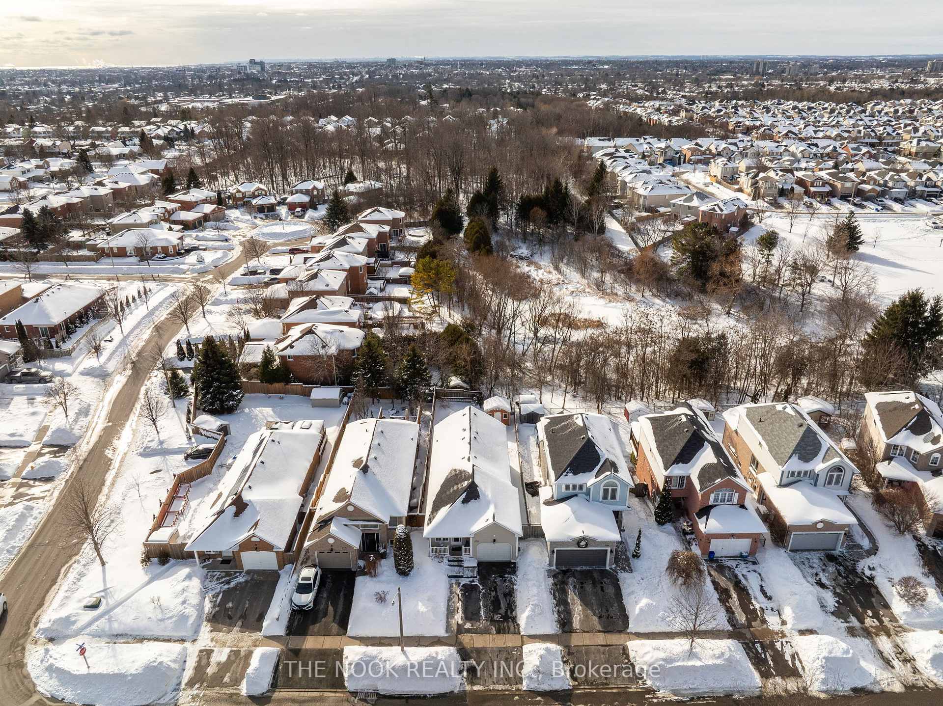 Photo 38 of 1246 Dartmoor Street, Oshawa, Eastdale — HOMEH