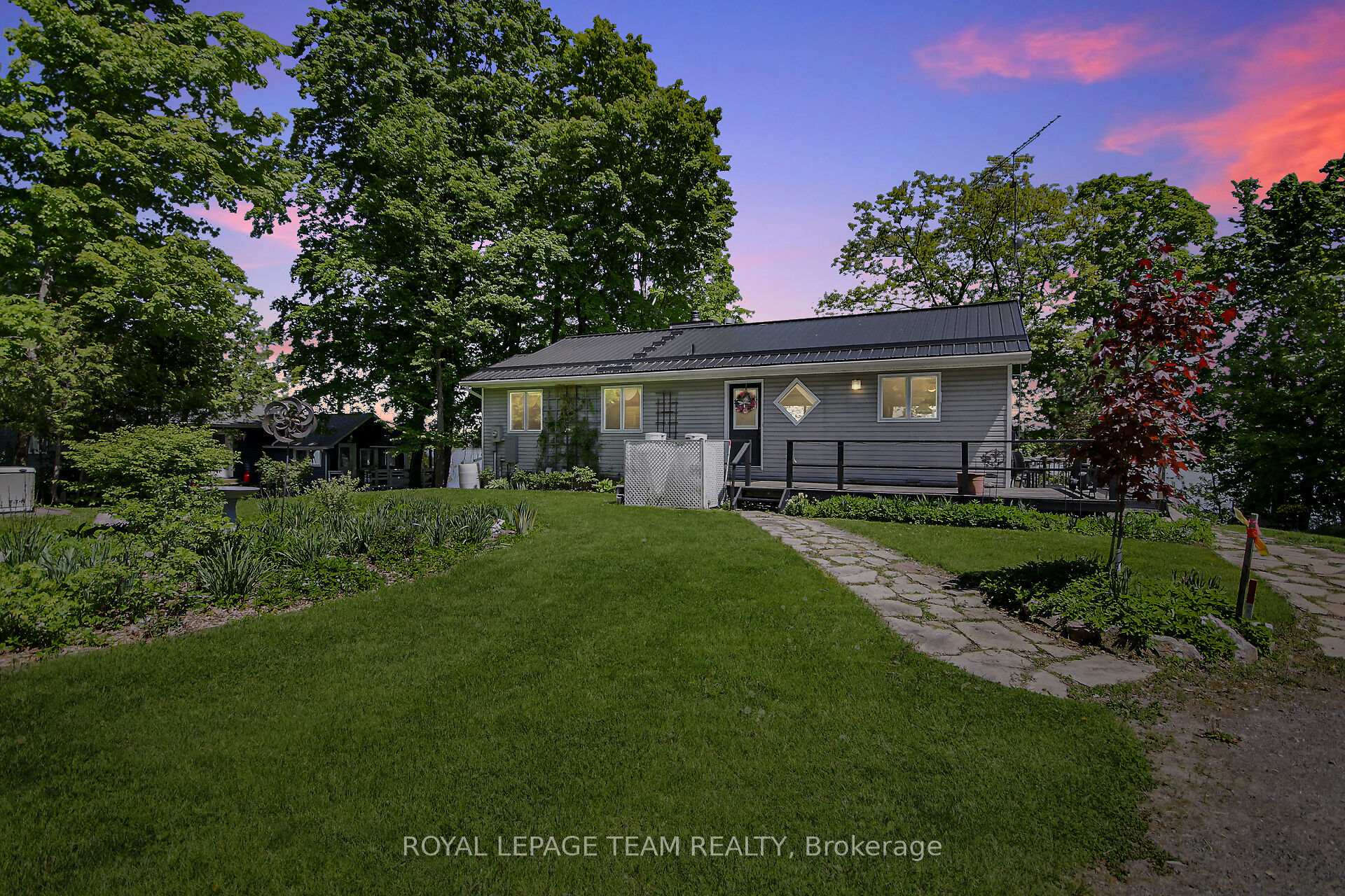 Photo 1 of 110 Heron Lane, Beckwith, Beckwith Twp — HOMEH