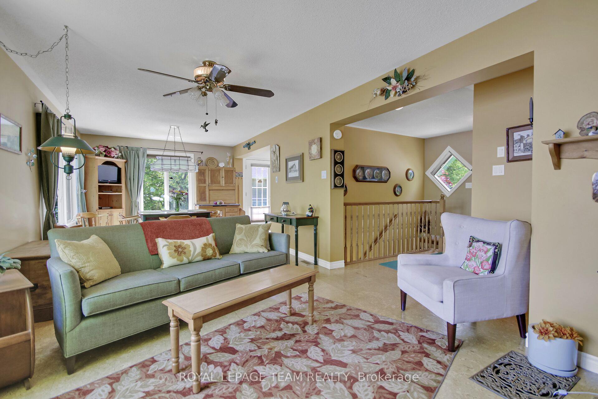 Photo 8 of 110 Heron Lane, Beckwith, Beckwith Twp — HOMEH