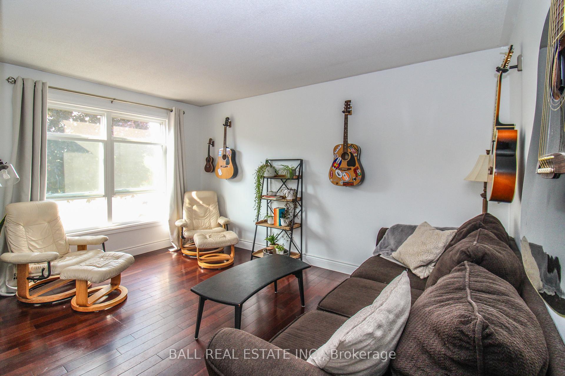Photo 6 of 595 Westman Avenue, Peterborough, Otonabee Ward 1 — HOMEH