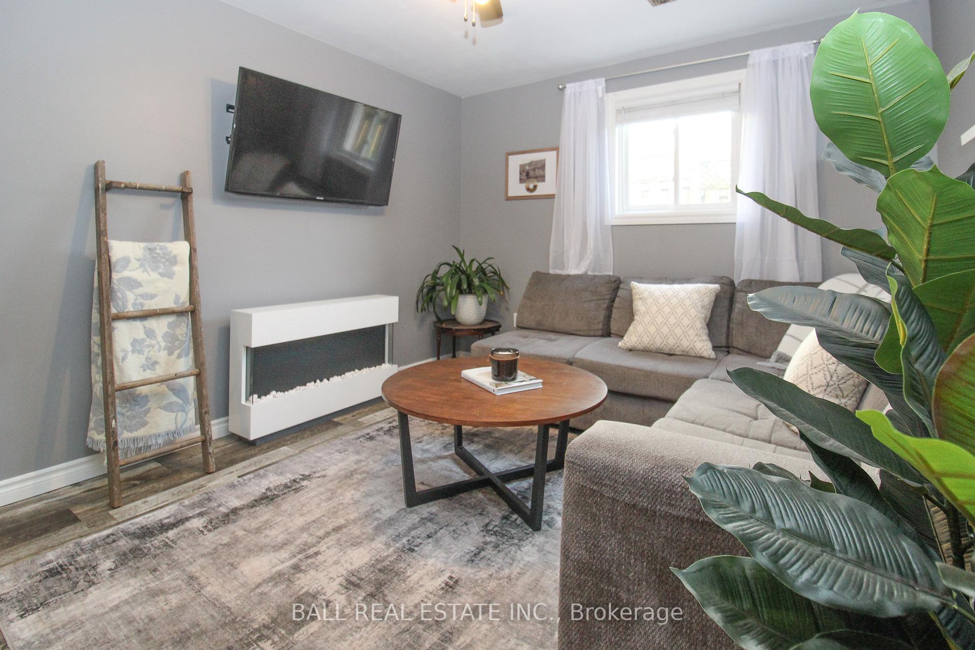 Photo 26 of 595 Westman Avenue, Peterborough, Otonabee Ward 1 — HOMEH