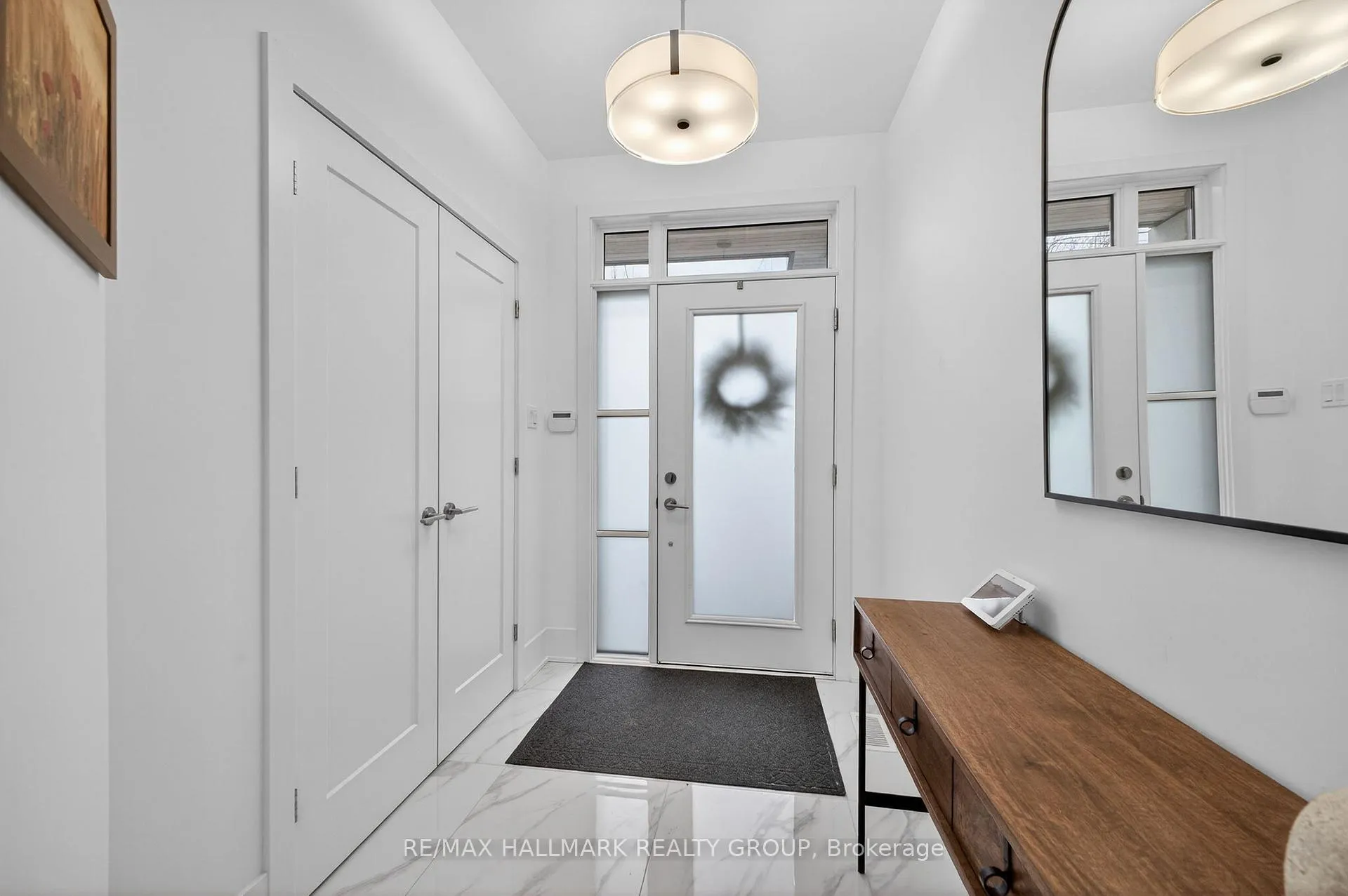 Photo 2 of 261 Avondale Avenue, Ottawa, Westboro/Hampton Park — HOMEH