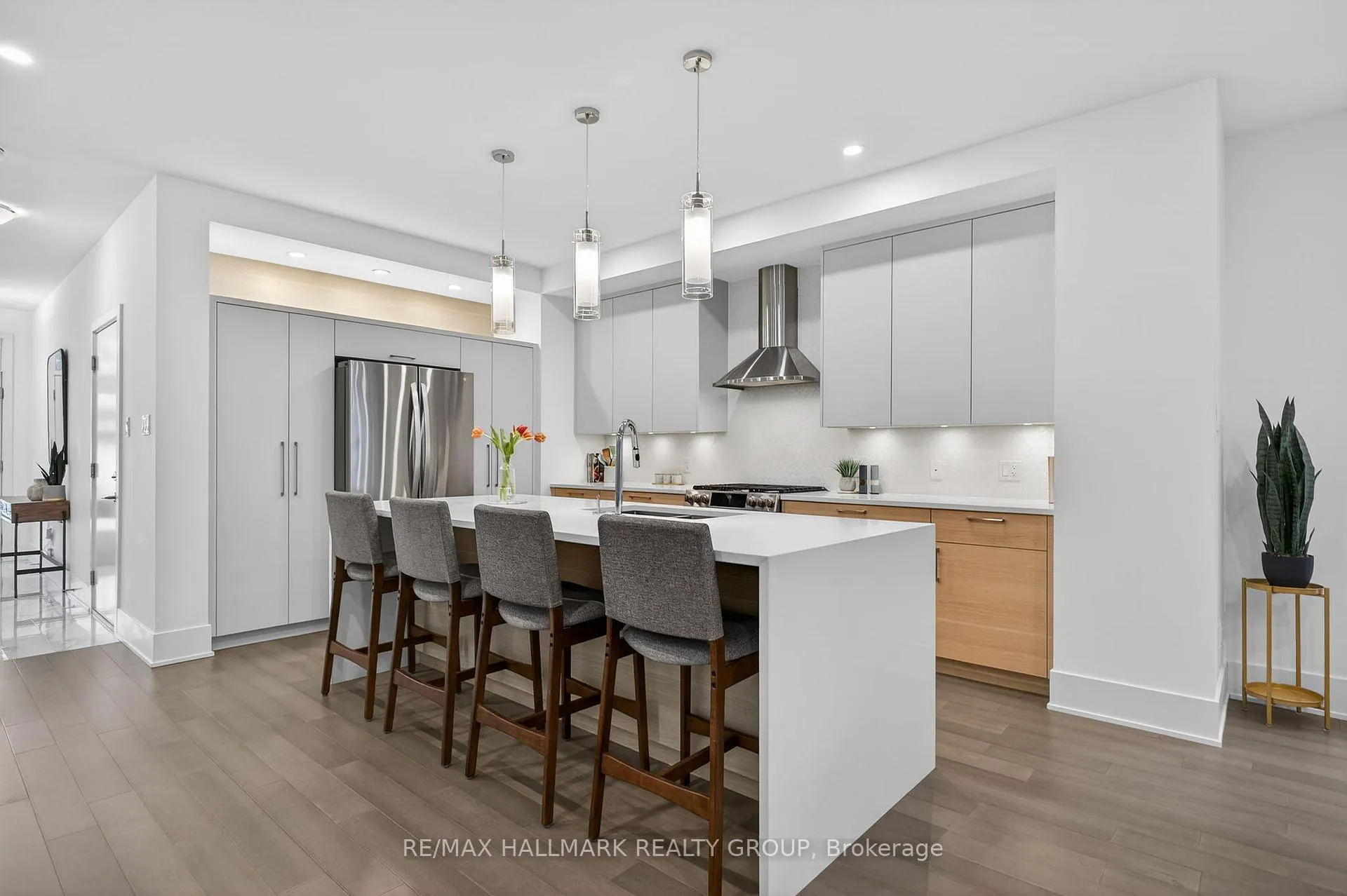 Photo 4 of 261 Avondale Avenue, Ottawa, Westboro/Hampton Park — HOMEH
