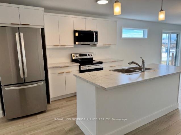 Photo 6 of Unit A, 4 Horton Court, Belleville, Belleville Ward — HOMEH