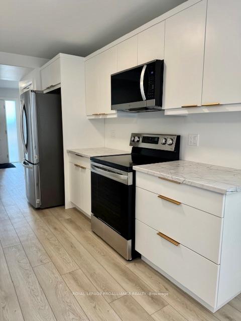 Photo 10 of Unit A, 4 Horton Court, Belleville, Belleville Ward — HOMEH