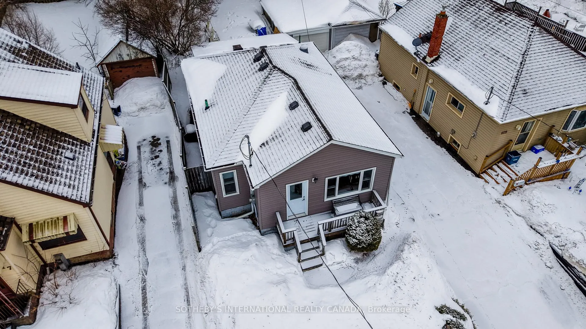 Photo 10 of 613 Guelph Street, Kitchener — HOMEH