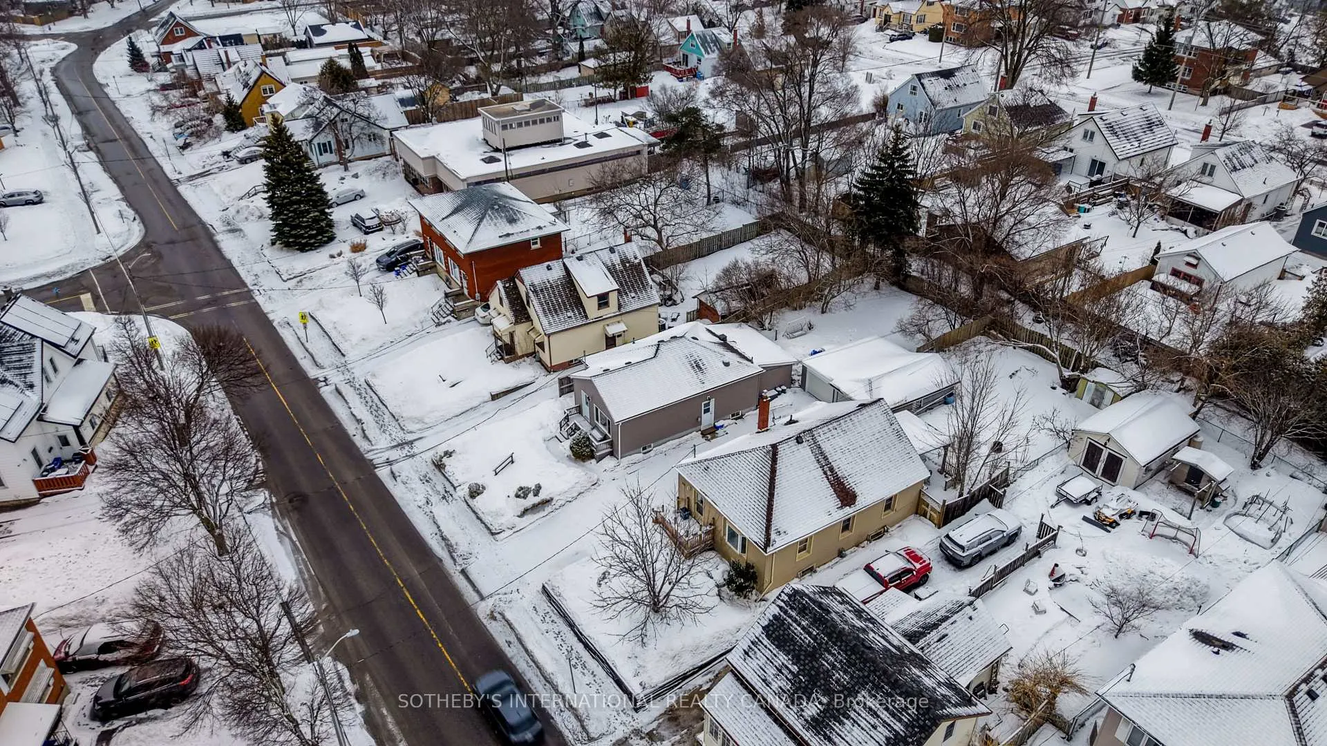 Photo 13 of 613 Guelph Street, Kitchener — HOMEH
