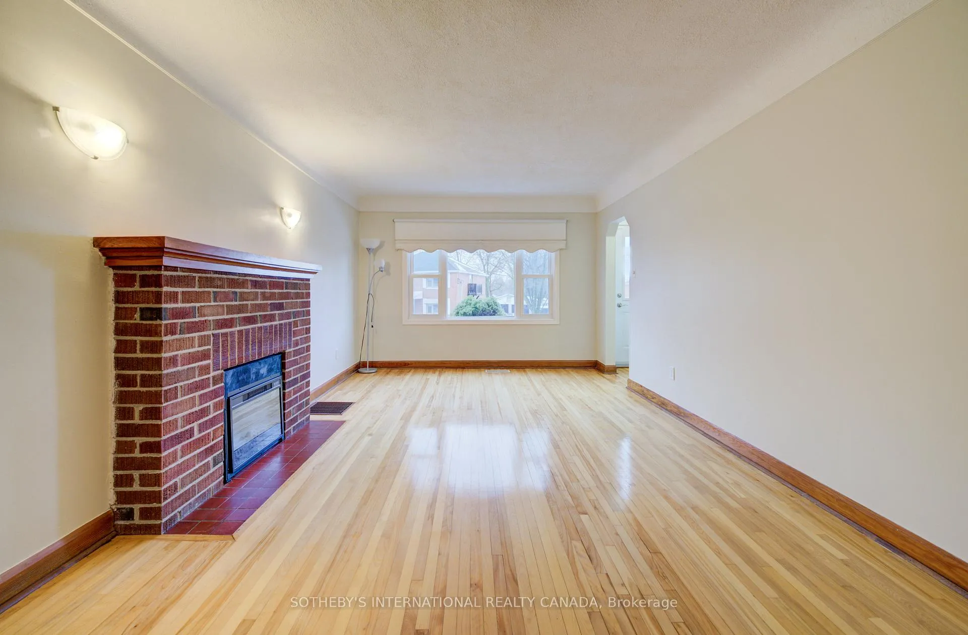 Photo 15 of 613 Guelph Street, Kitchener — HOMEH