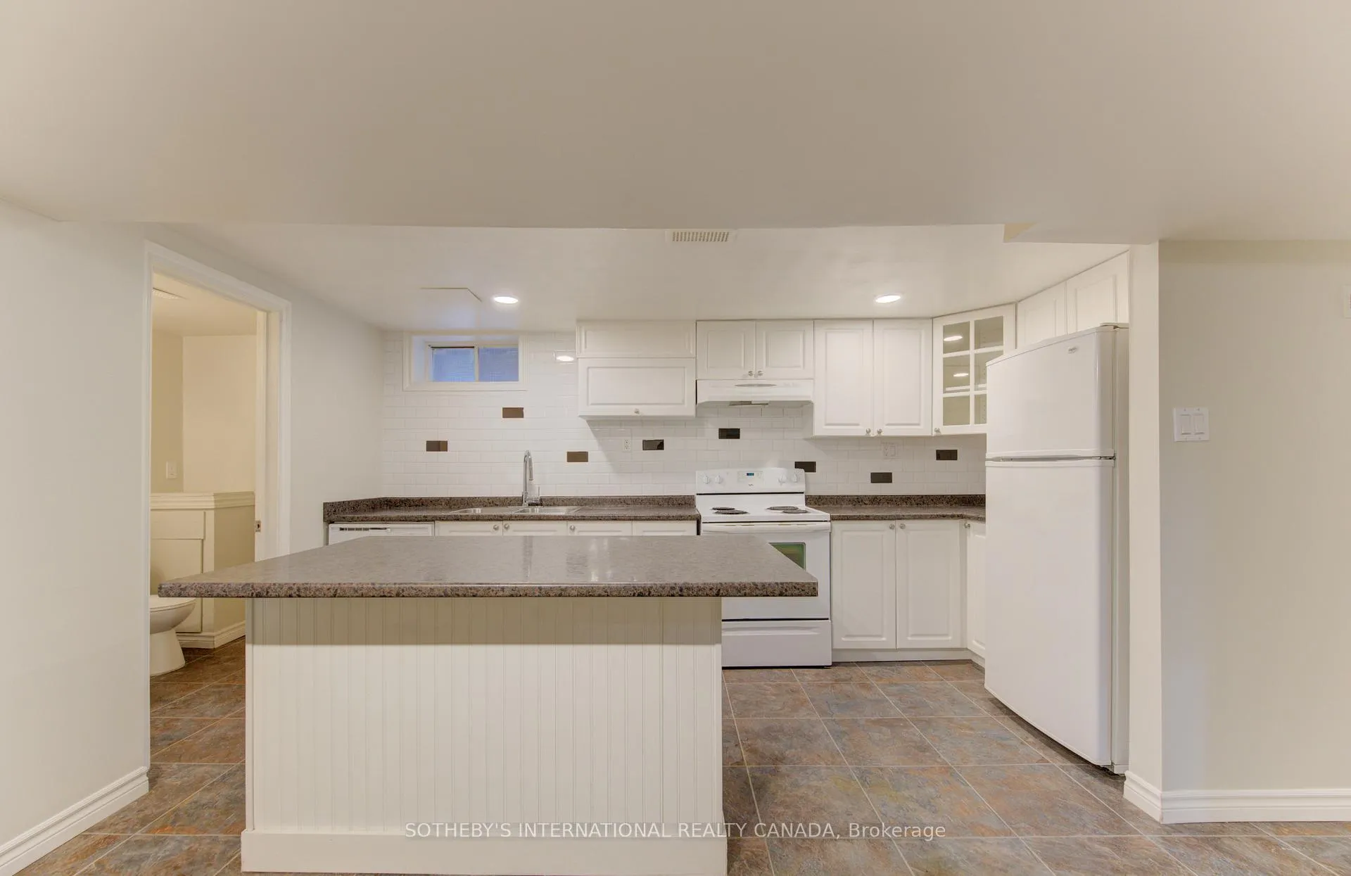 Photo 32 of 613 Guelph Street, Kitchener — HOMEH