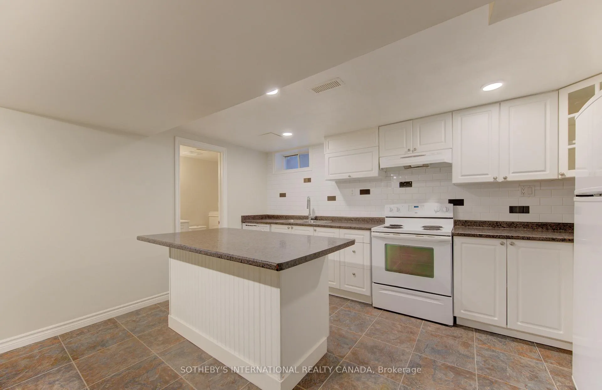 Photo 33 of 613 Guelph Street, Kitchener — HOMEH