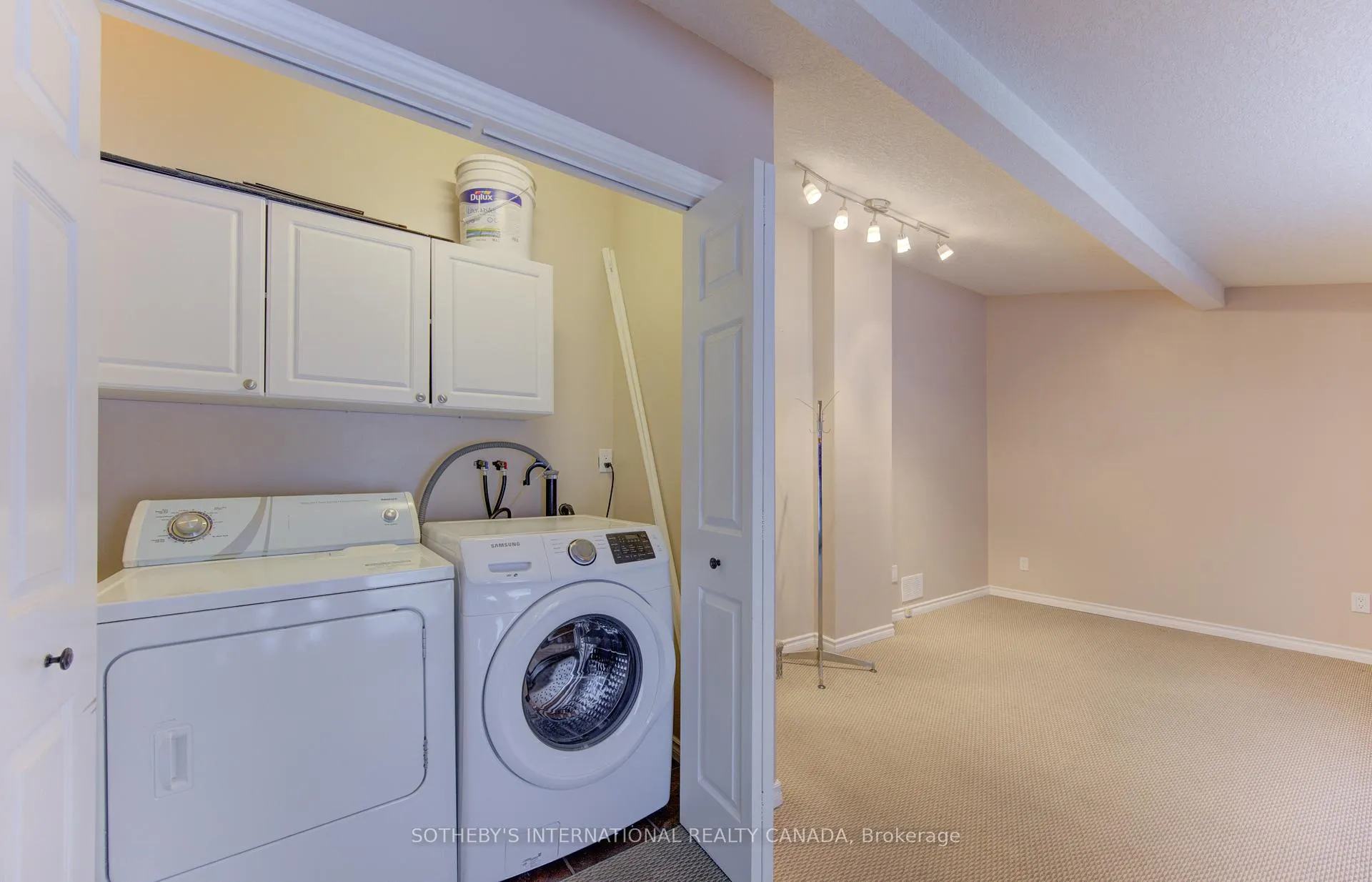 Photo 50 of 613 Guelph Street, Kitchener — HOMEH
