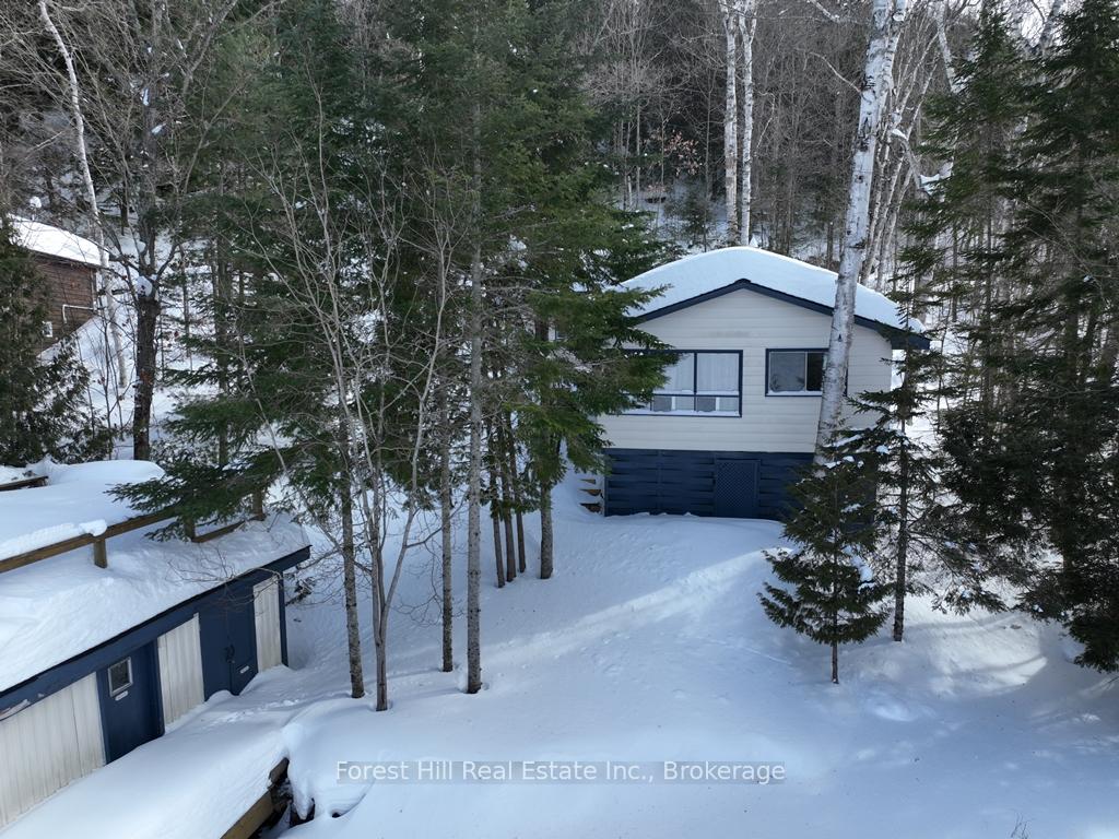 Photo 2 of 27509 Minden Point Trail, Algonquin Highlands, Sherborne — HOMEH