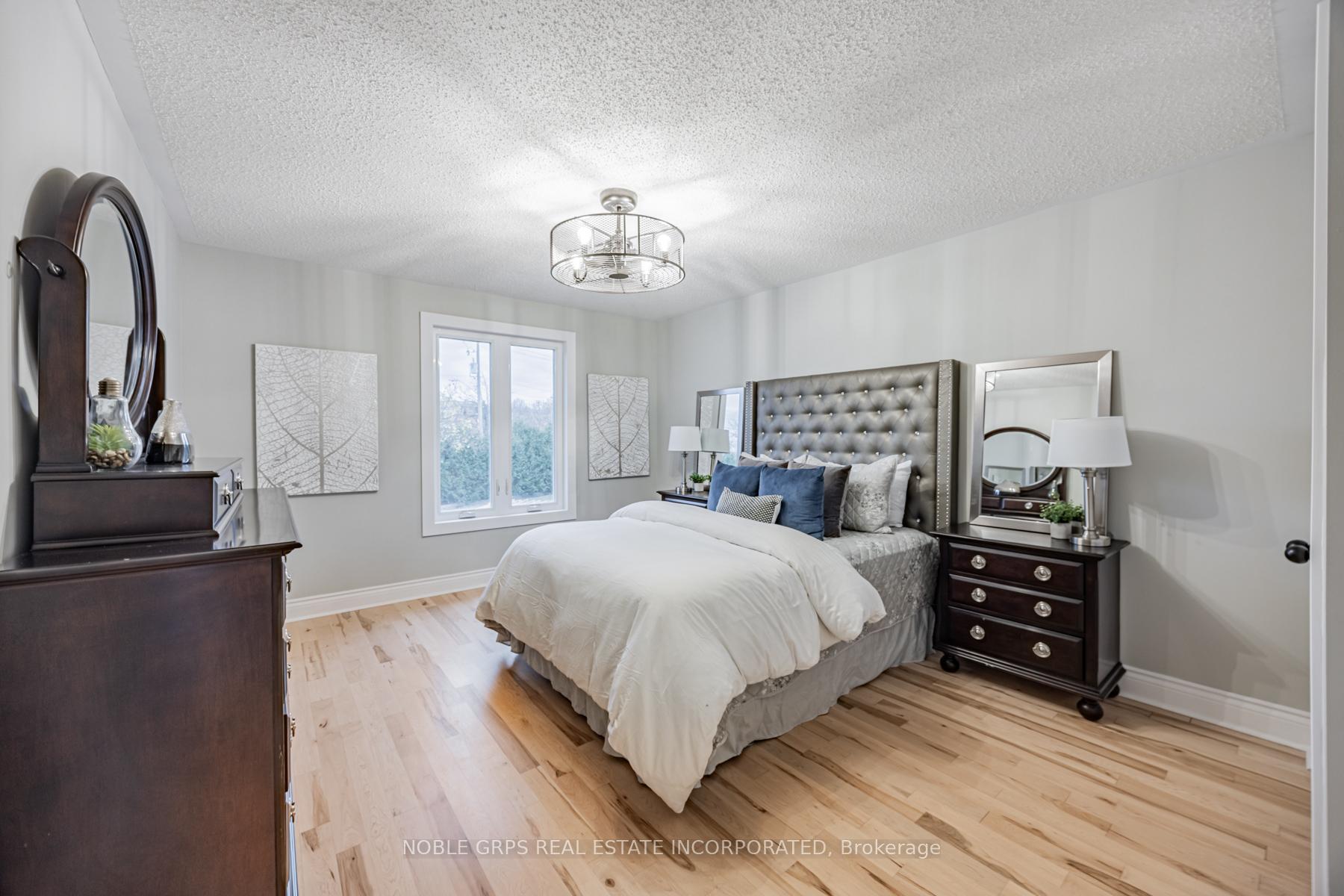 Photo 18 of 48 Lipton Crescent, Whitby, Pringle Creek — HOMEH