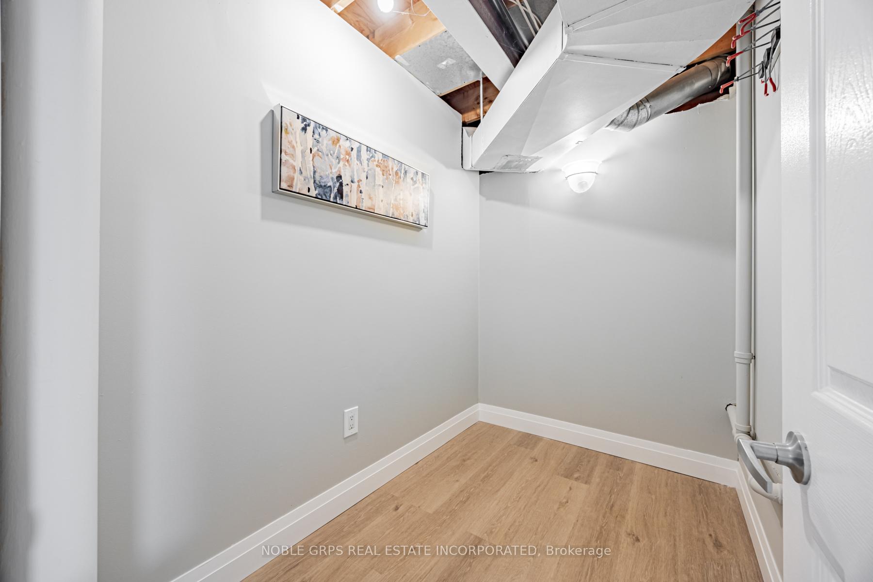 Photo 28 of 48 Lipton Crescent, Whitby, Pringle Creek — HOMEH