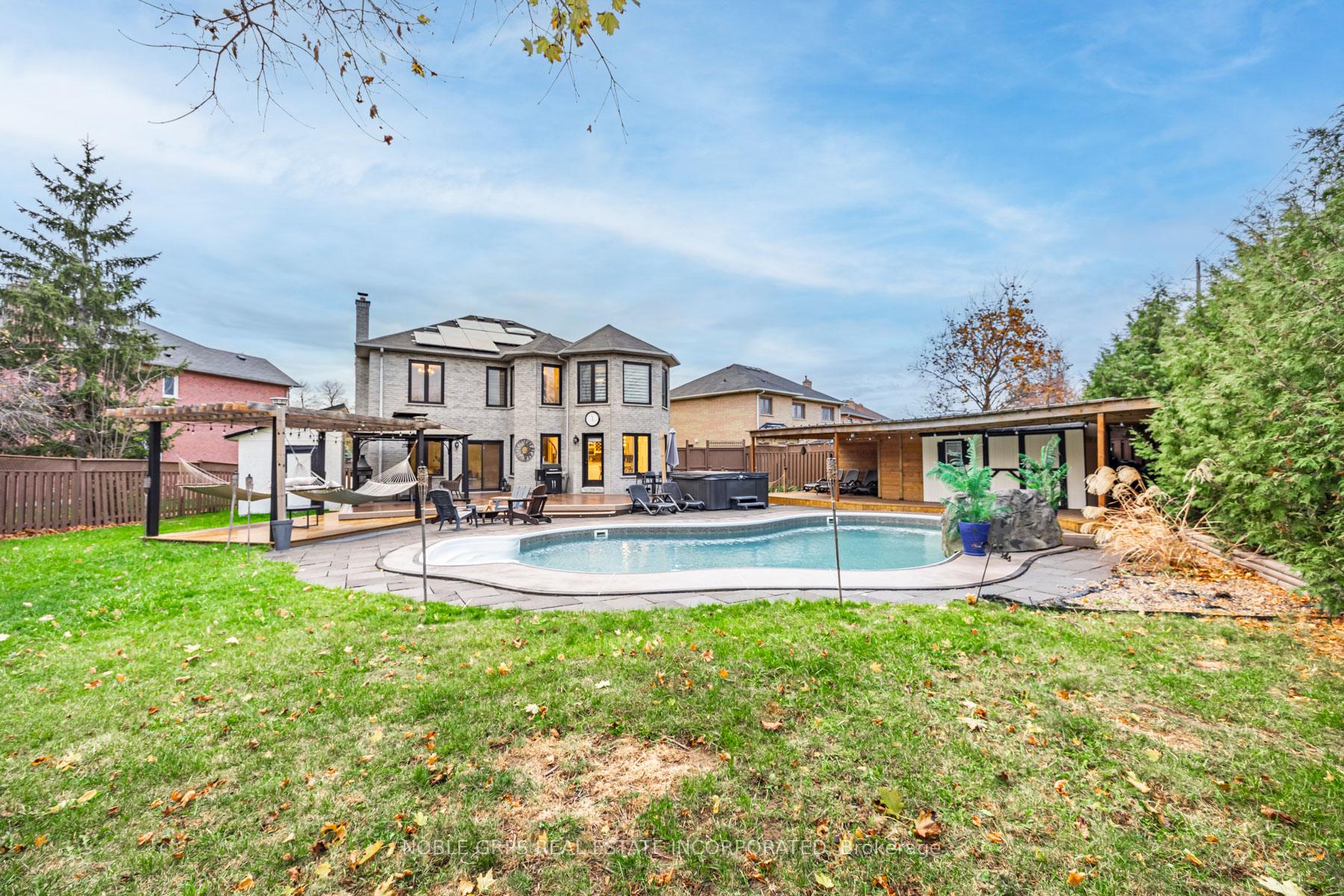Photo 32 of 48 Lipton Crescent, Whitby, Pringle Creek — HOMEH