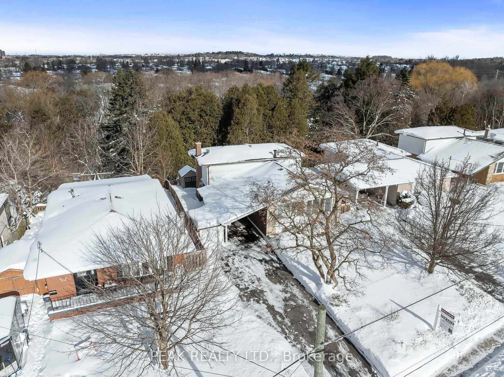 Photo 3 of 748 Adelaide Avenue E, Oshawa, Eastdale — HOMEH