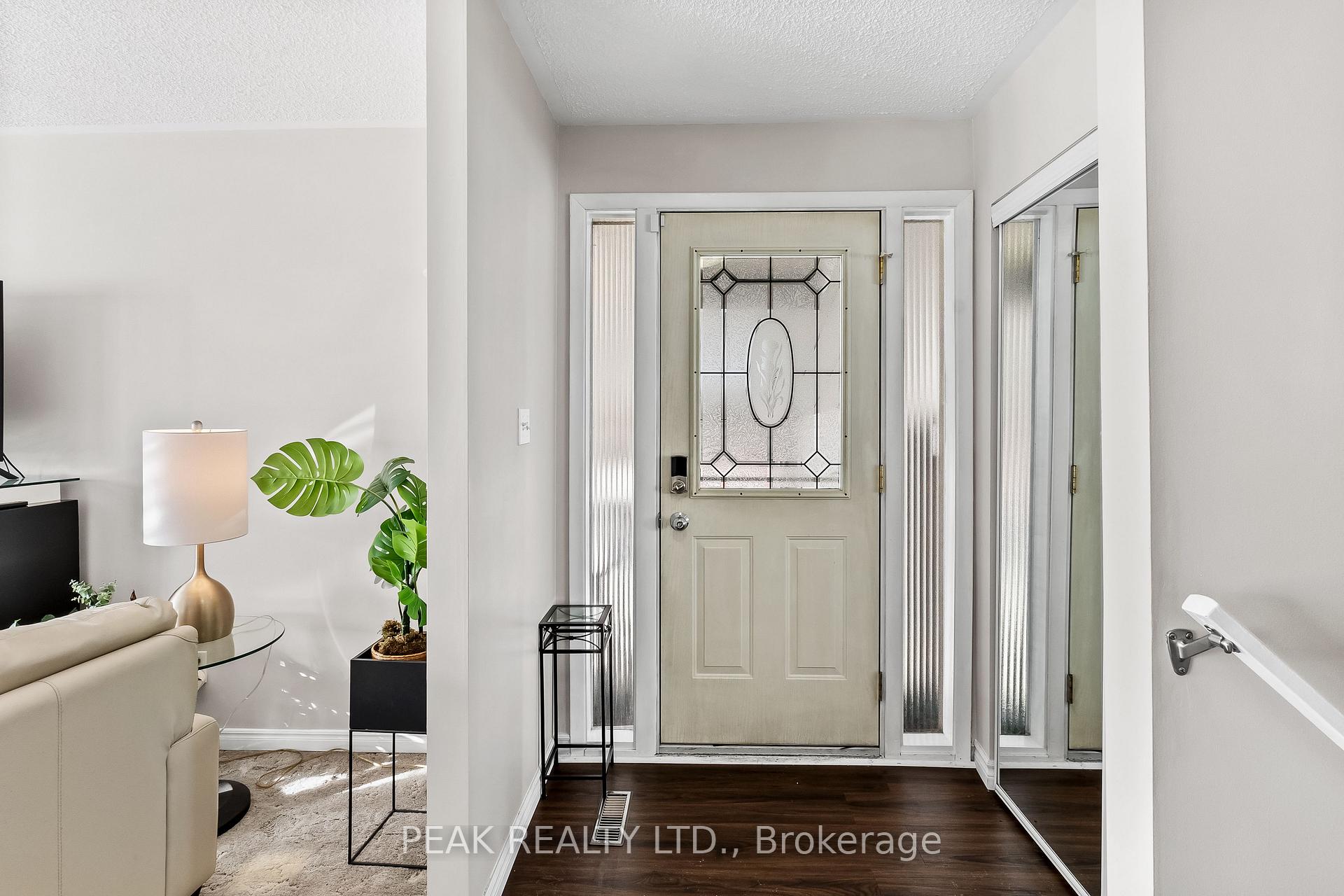 Photo 7 of 748 Adelaide Avenue E, Oshawa, Eastdale — HOMEH