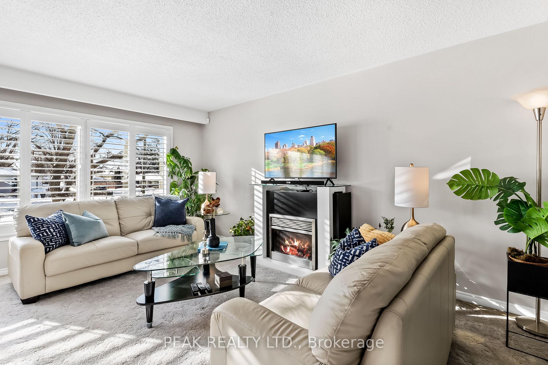 Photo 8 of 748 Adelaide Avenue E, Oshawa, Eastdale — HOMEH