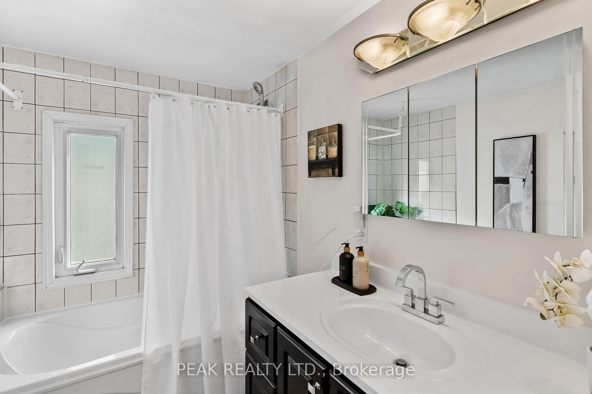 Photo 28 of 748 Adelaide Avenue E, Oshawa, Eastdale — HOMEH