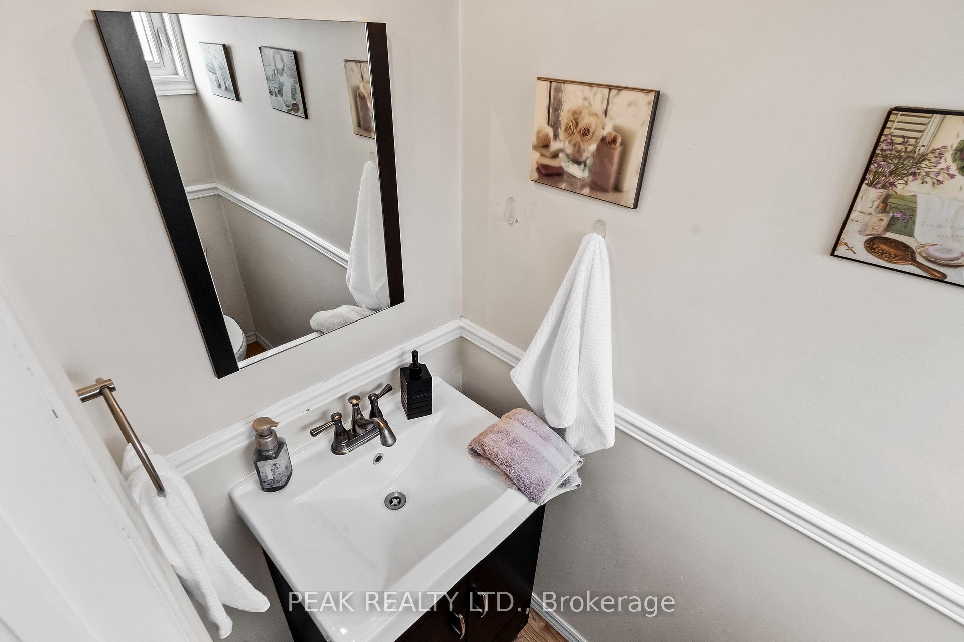 Photo 33 of 748 Adelaide Avenue E, Oshawa, Eastdale — HOMEH
