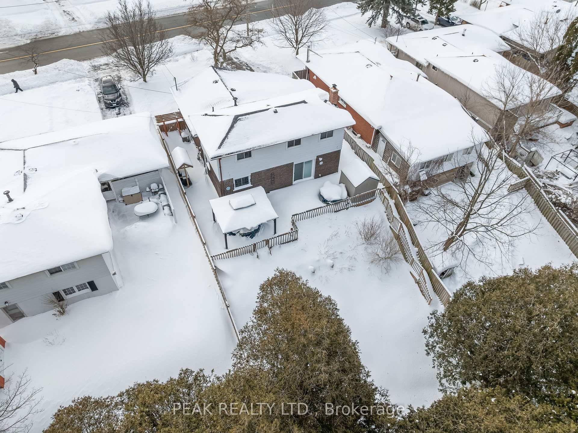 Photo 43 of 748 Adelaide Avenue E, Oshawa, Eastdale — HOMEH