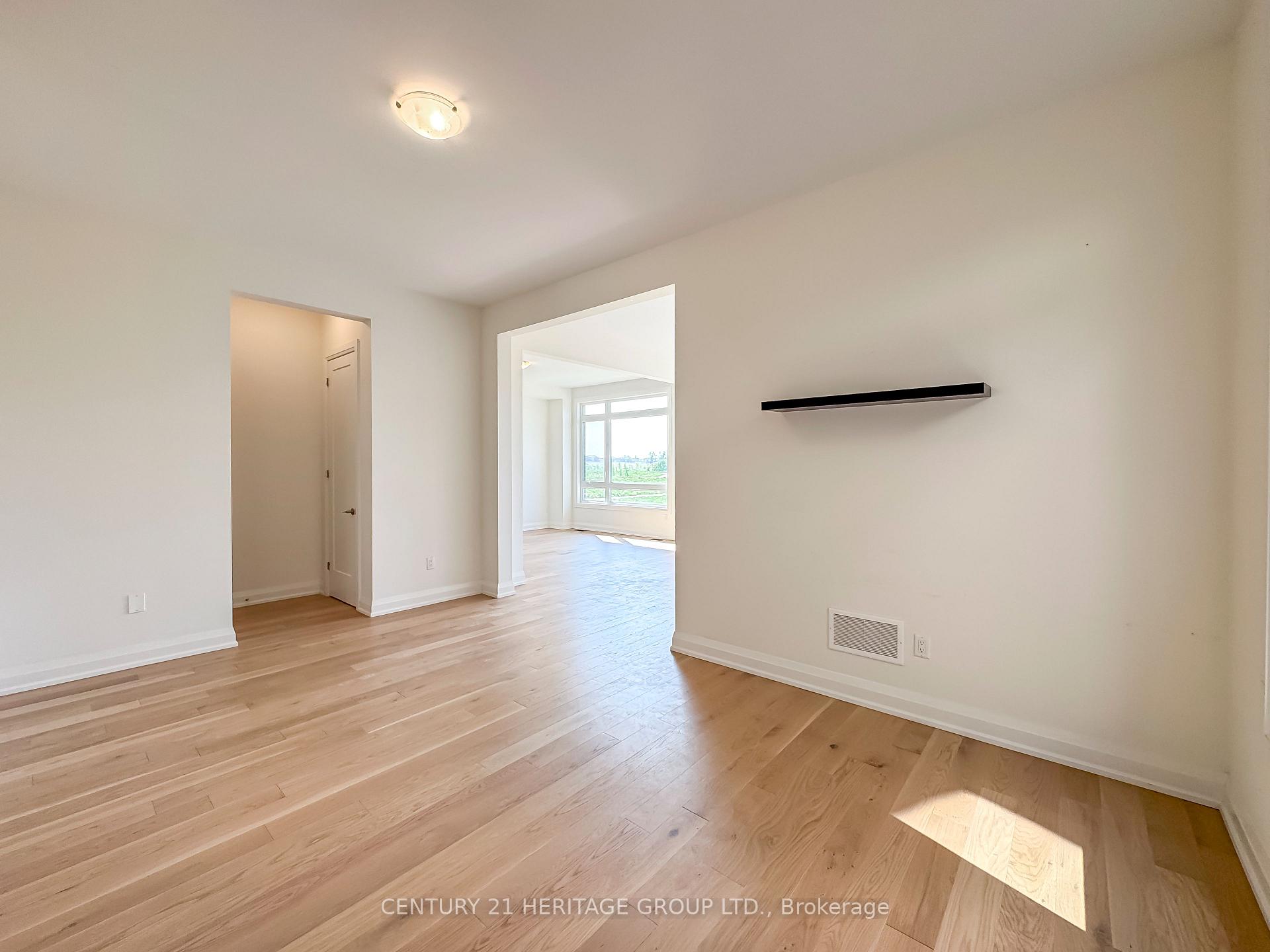 Photo 11 of 34 Shepherd Drive, Barrie, Rural Barrie Southeast — HOMEH