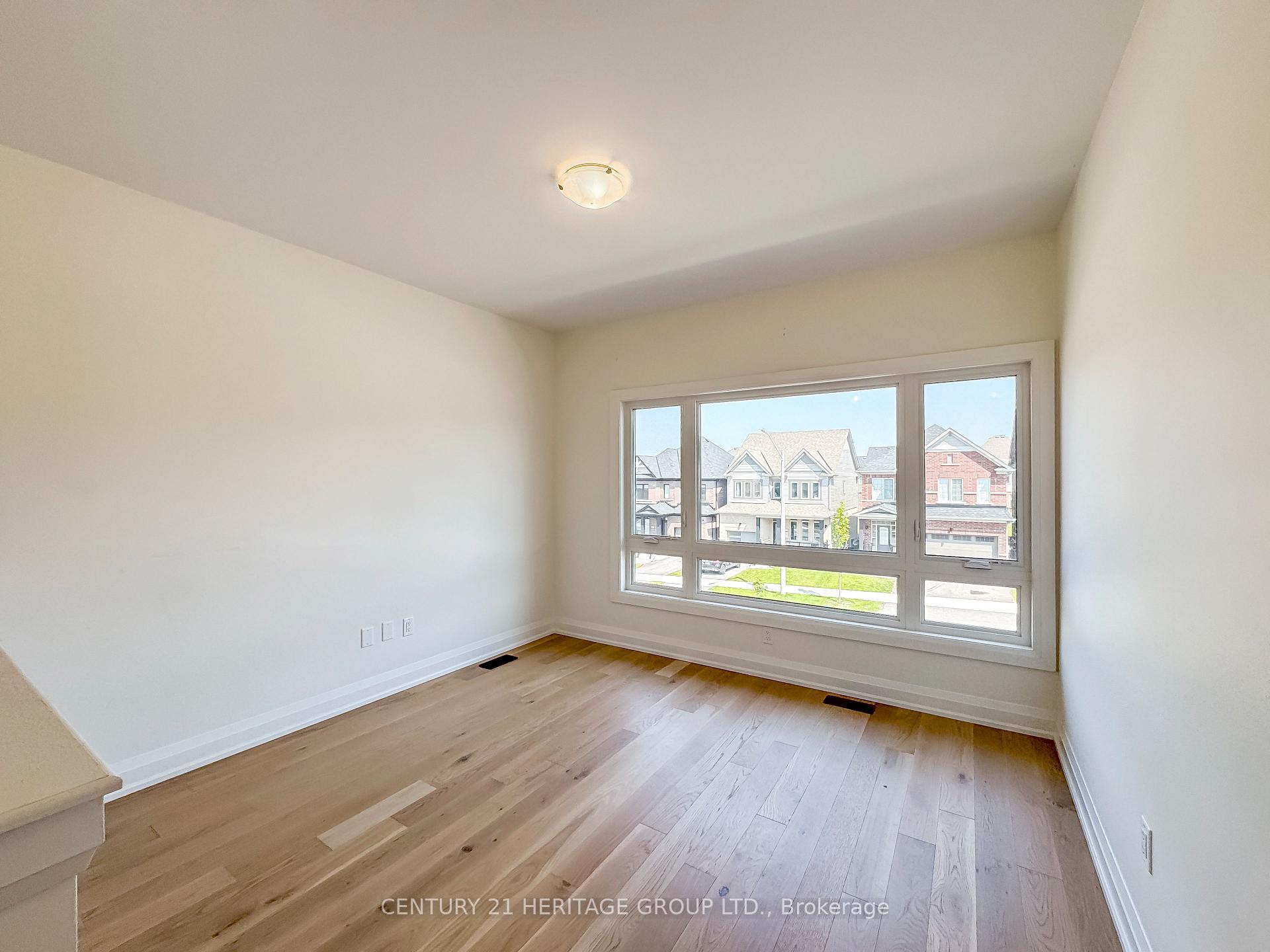 Photo 22 of 34 Shepherd Drive, Barrie, Rural Barrie Southeast — HOMEH