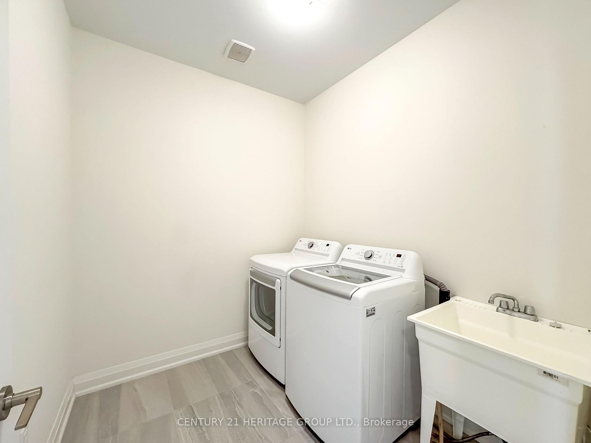 Photo 33 of 34 Shepherd Drive, Barrie, Rural Barrie Southeast — HOMEH
