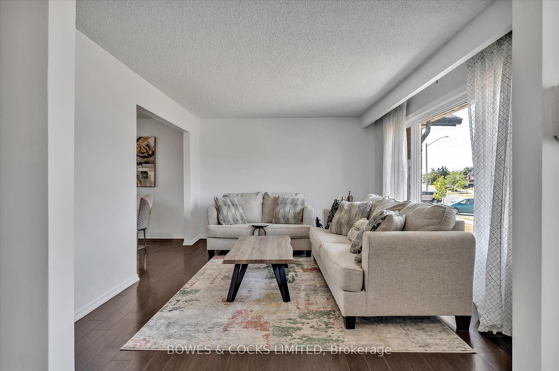 Photo 9 of 2126 Walker Avenue, Peterborough, Ashburnham Ward 4 — HOMEH