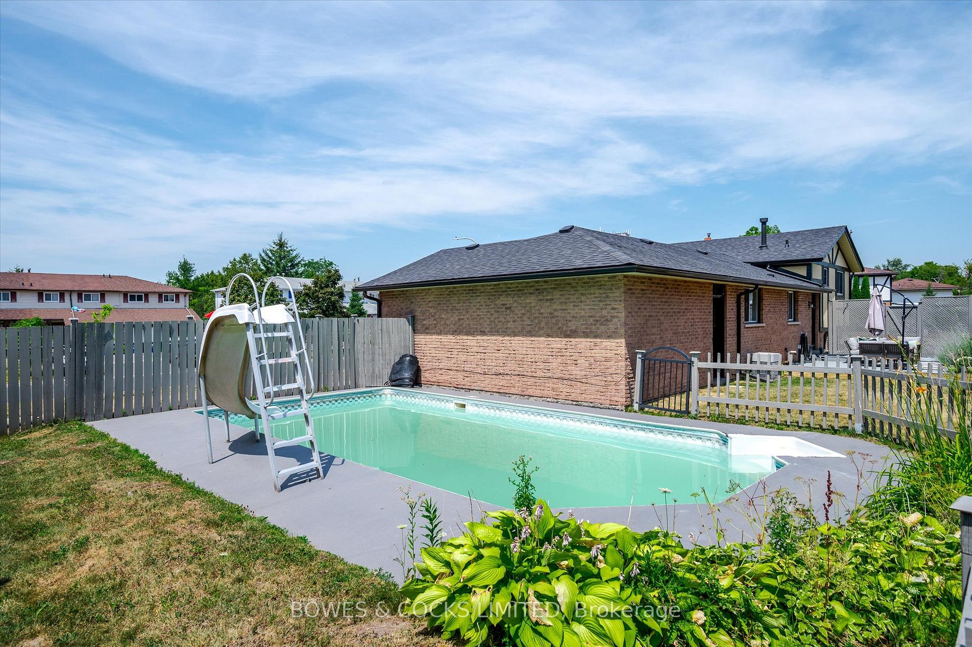 Photo 38 of 2126 Walker Avenue, Peterborough, Ashburnham Ward 4 — HOMEH