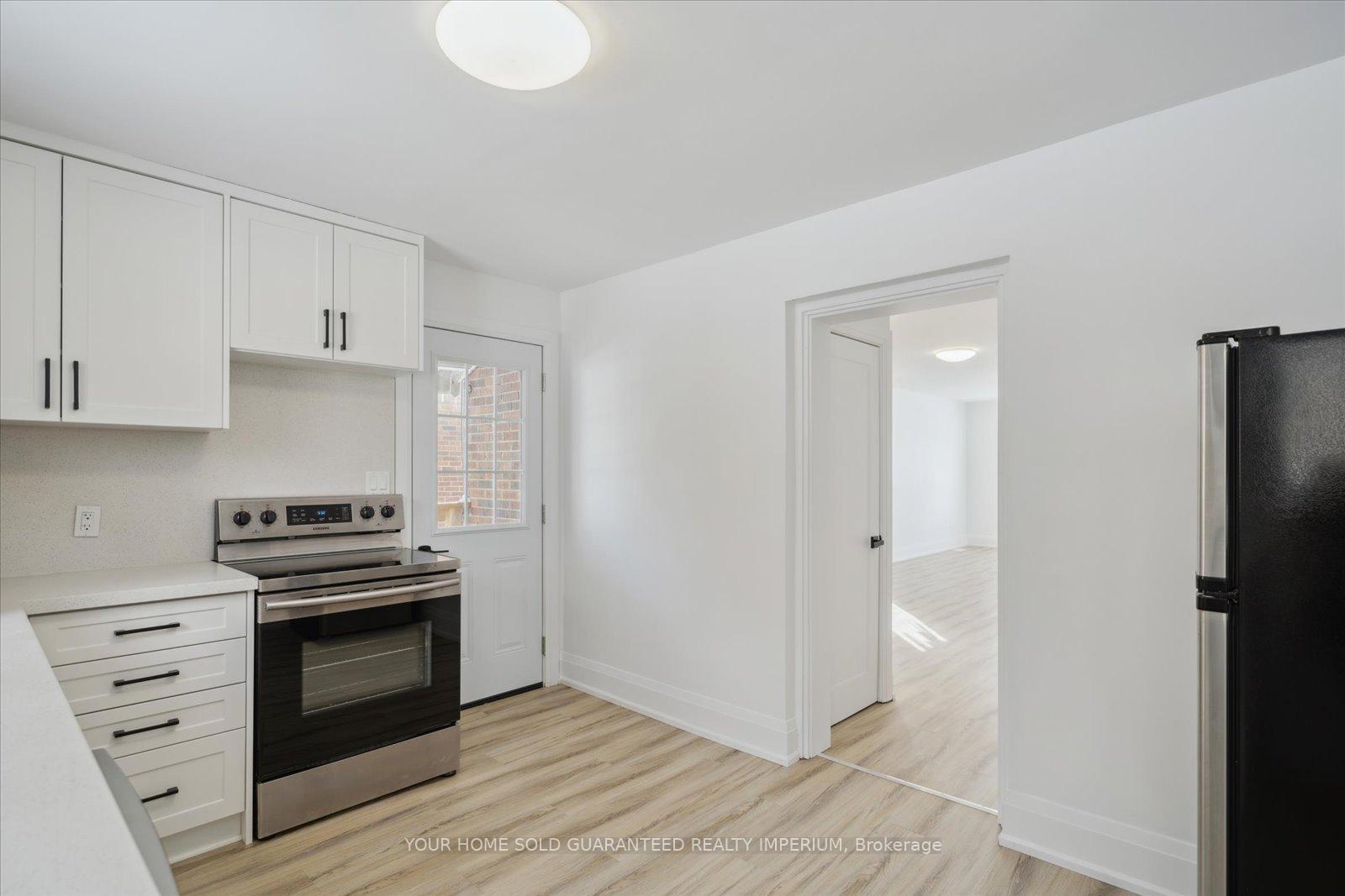 Photo 13 of 27 Burk Street, Oshawa, Vanier — HOMEH