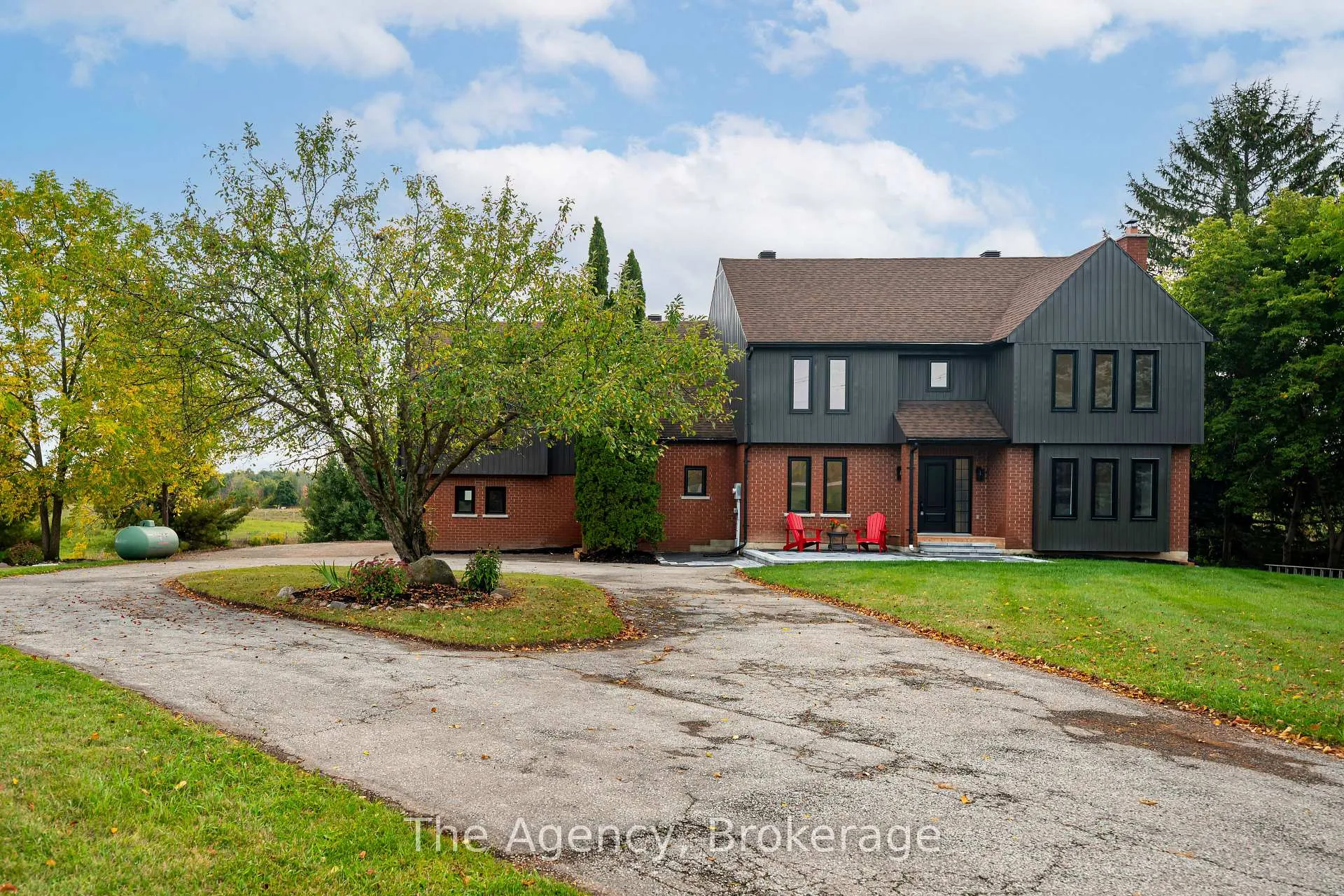 Photo 2 of 14582 Chinguacousy Road, Caledon, Rural Caledon — HOMEH