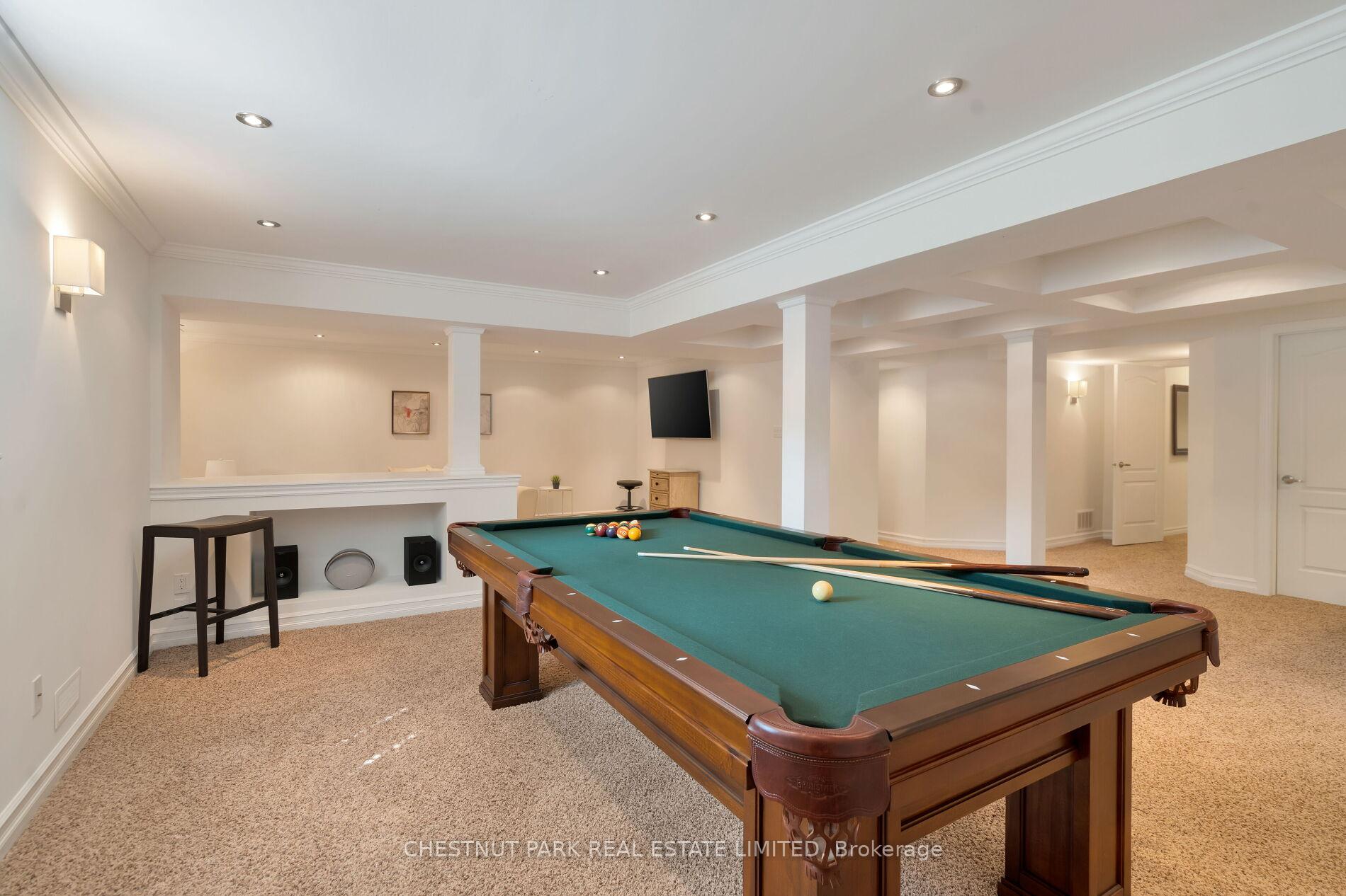 Photo 31 of 401 Carnwith Drive E, Whitby, Brooklin — HOMEH