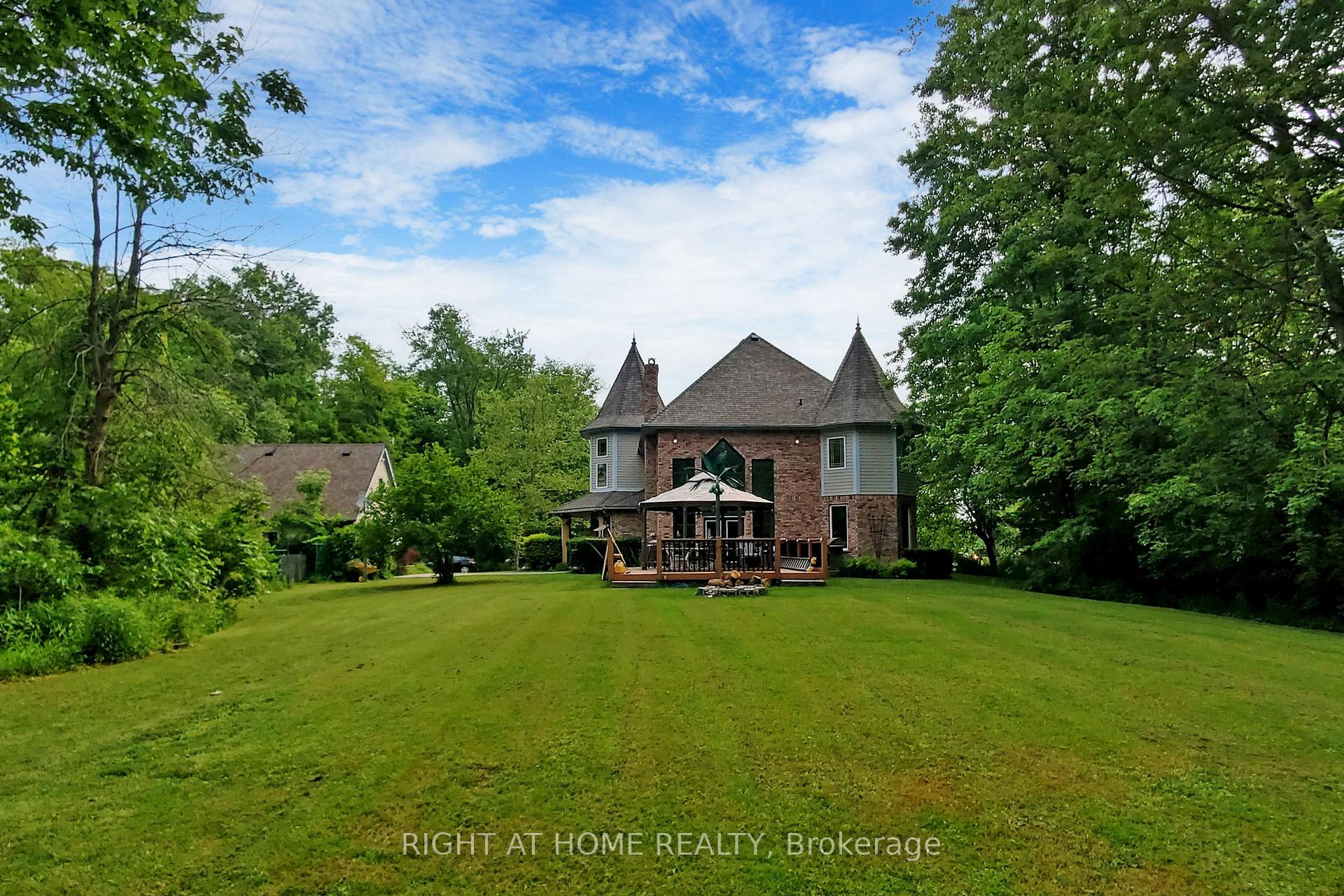 Photo 29 of 196 Pietz Road, Welland, Broadway — HOMEH