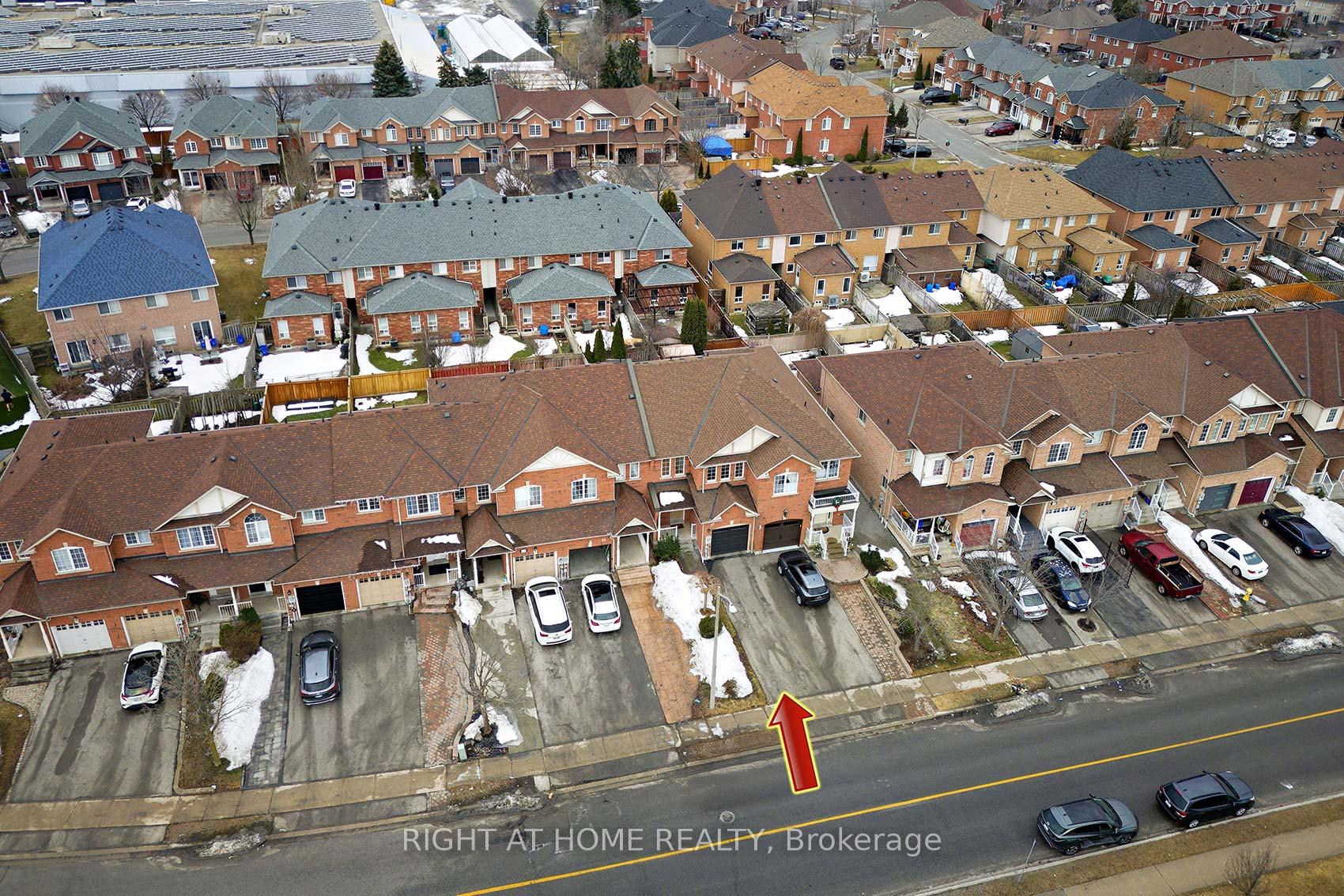 Photo 5 of 88 Julliard Drive, Vaughan, Vellore Village — HOMEH