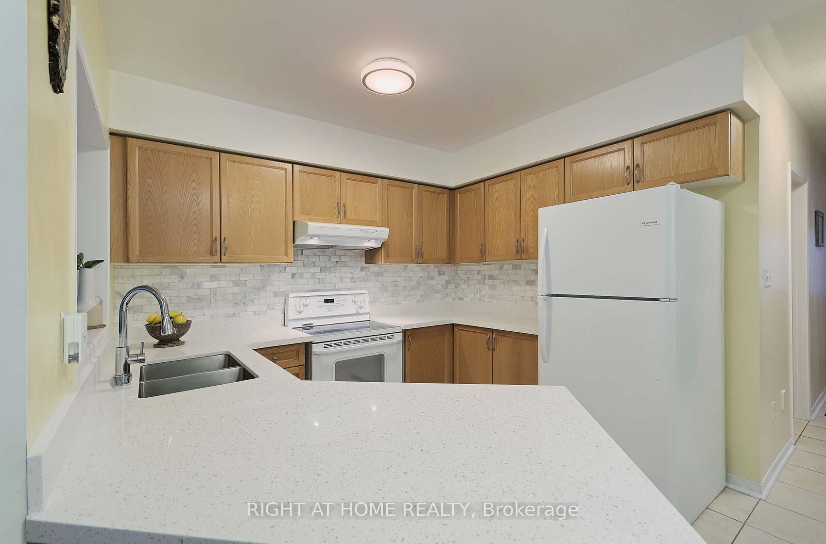 Photo 13 of 88 Julliard Drive, Vaughan, Vellore Village — HOMEH