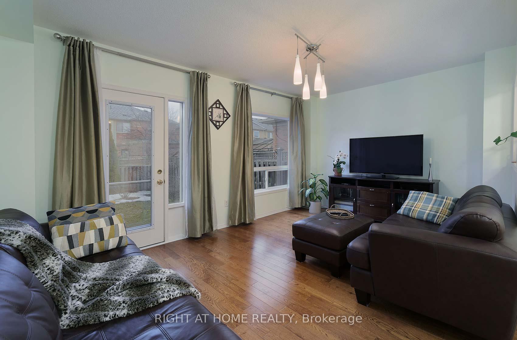 Photo 31 of 88 Julliard Drive, Vaughan, Vellore Village — HOMEH