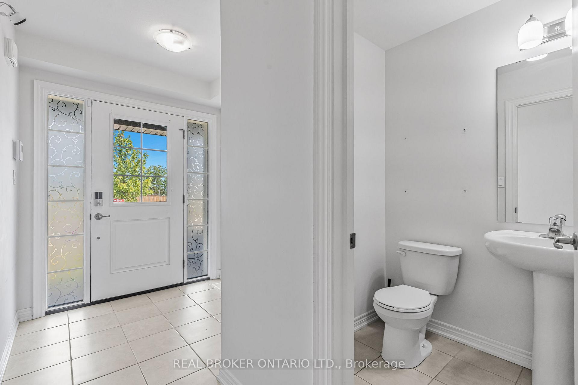 Photo 4 of 556 Julia Drive, Welland, Coyle Creek — HOMEH