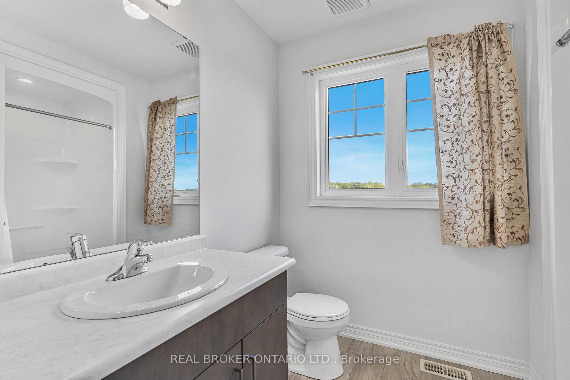 Photo 24 of 556 Julia Drive, Welland, Coyle Creek — HOMEH