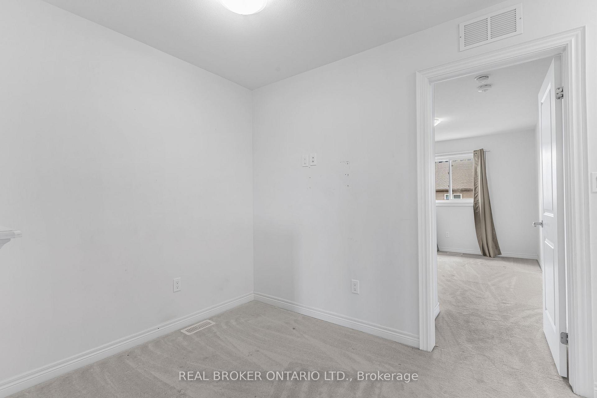 Photo 27 of 556 Julia Drive, Welland, Coyle Creek — HOMEH