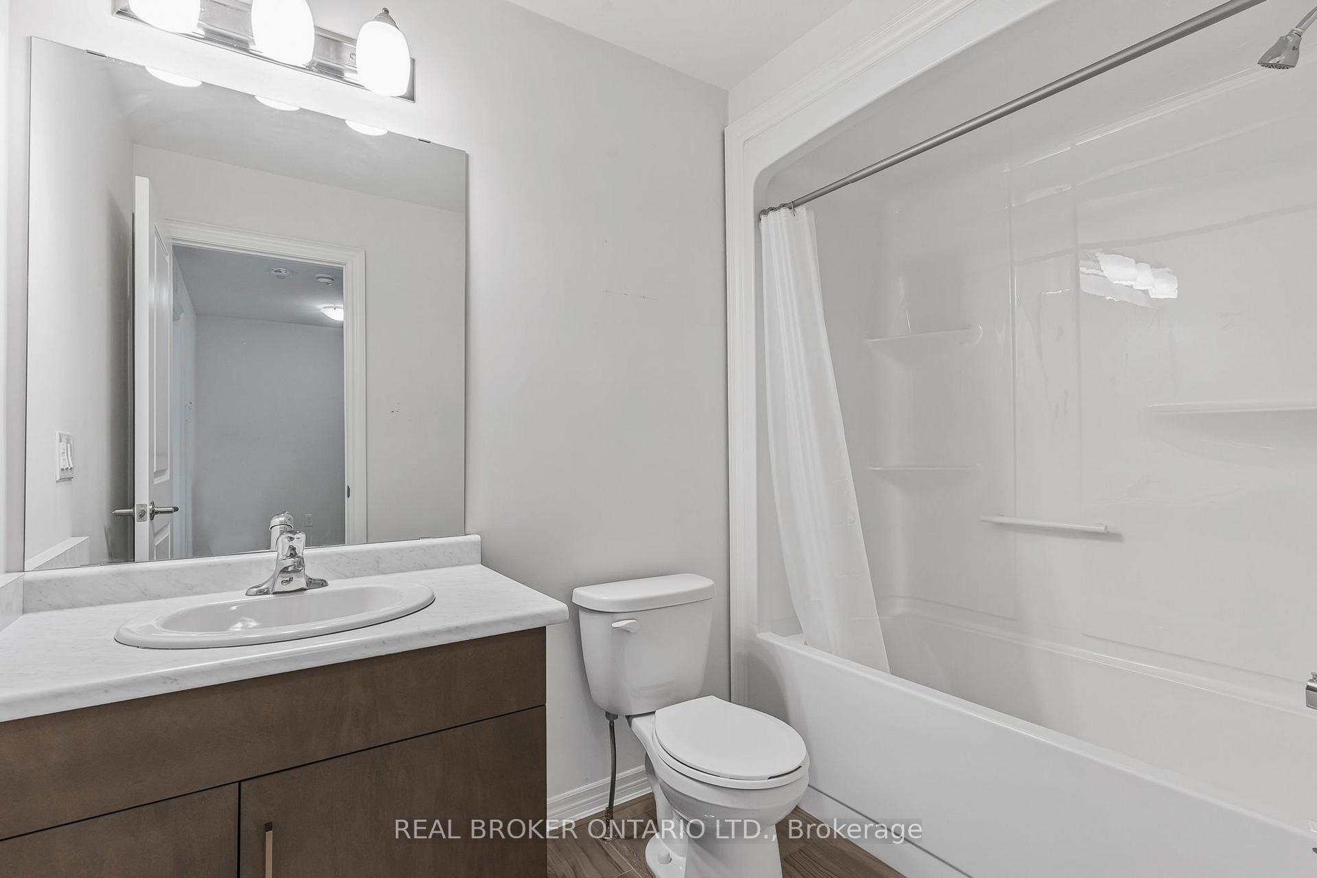 Photo 34 of 556 Julia Drive, Welland, Coyle Creek — HOMEH