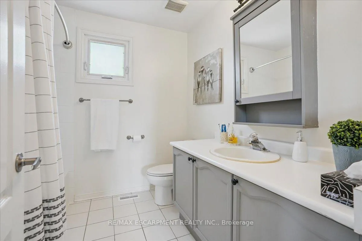 Photo 25 of 105 River Glen Boulevard, Oakville, River Oaks — HOMEH