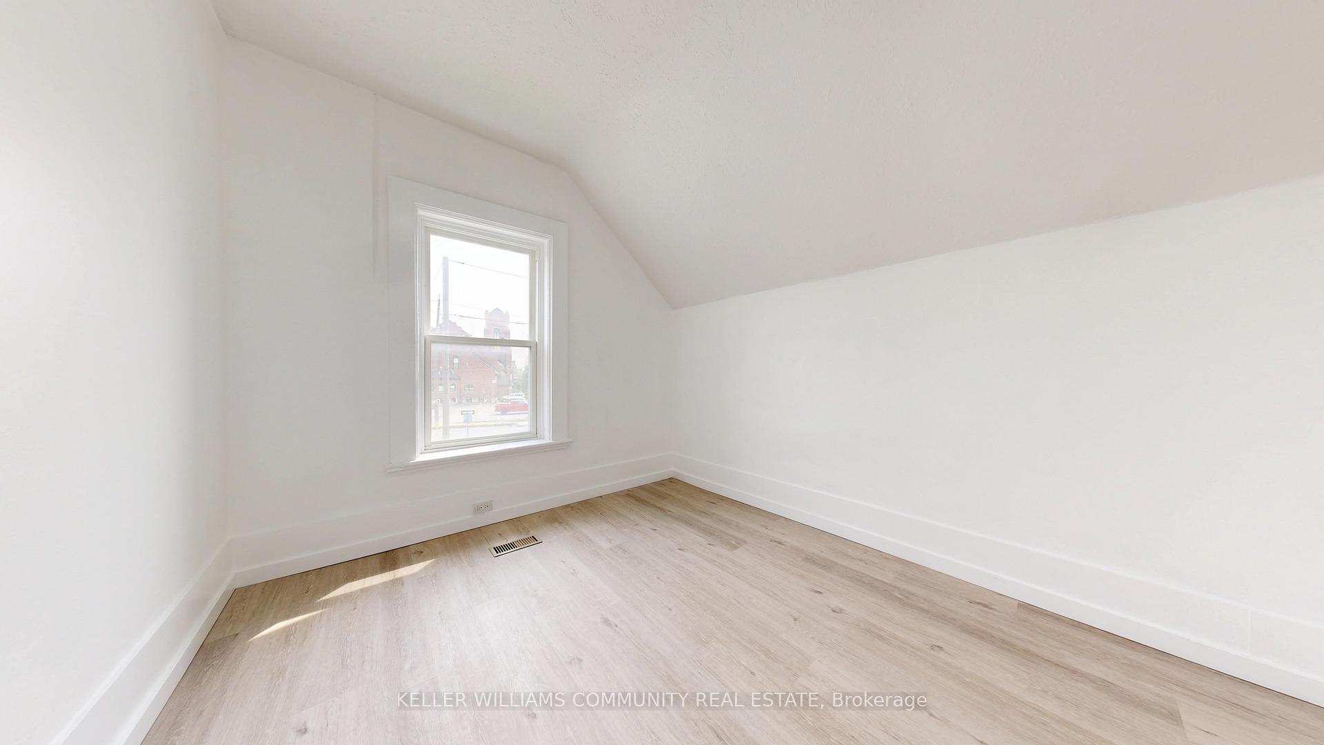 Photo 27 of 147 Park Place, Peterborough, Town Ward 3 — HOMEH