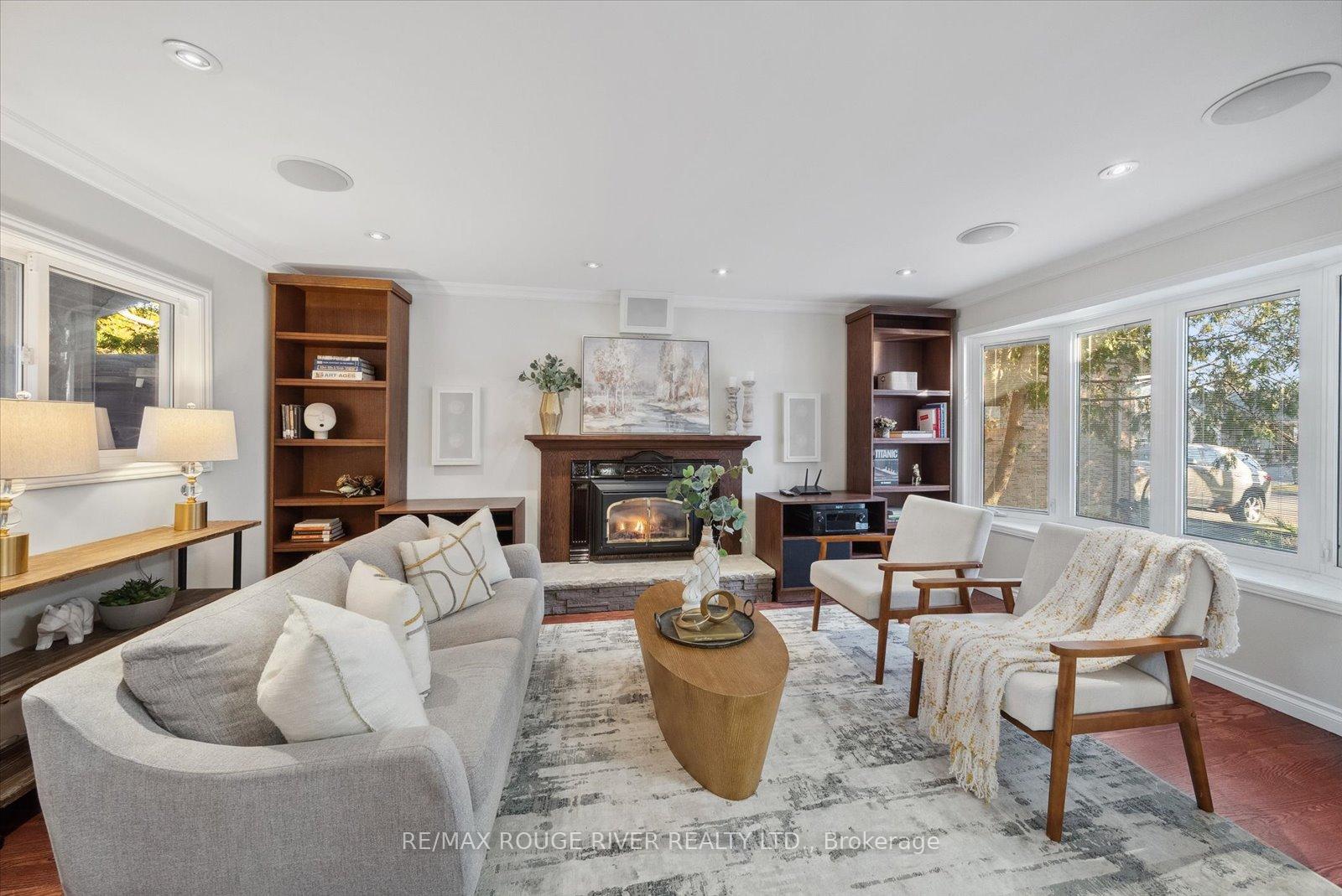 Photo 5 of 6 Guthrie Crescent, Whitby, Lynde Creek — HOMEH